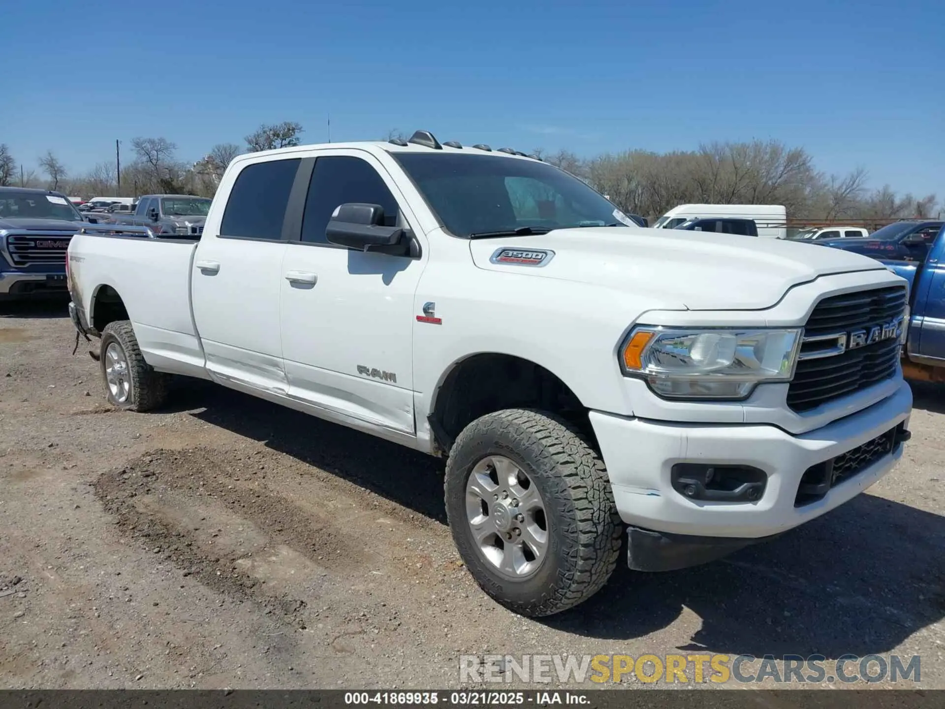 1 Photograph of a damaged car 3C63R3HL4KG728719 RAM 3500 2019