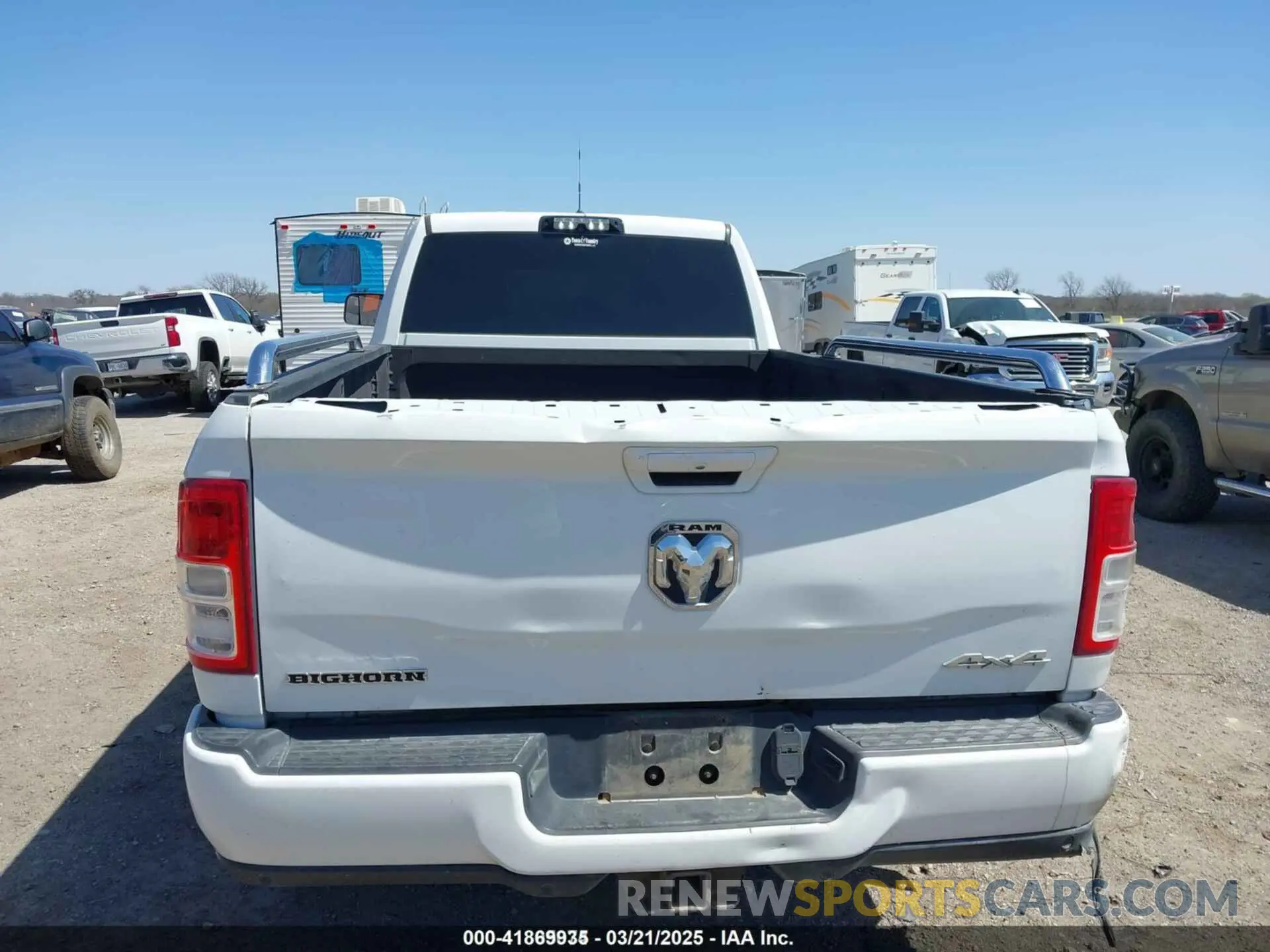 8 Photograph of a damaged car 3C63R3HL4KG728719 RAM 3500 2019