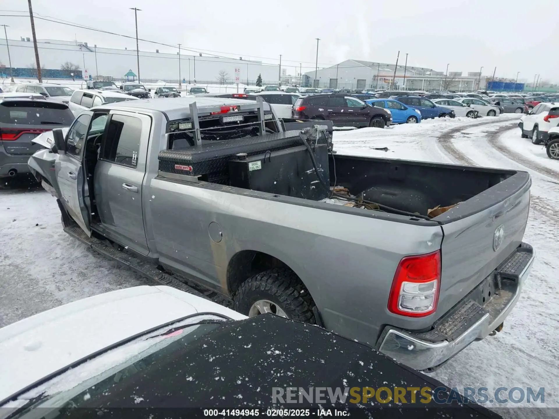 3 Photograph of a damaged car 3C63R3HL8KG610236 RAM 3500 2019