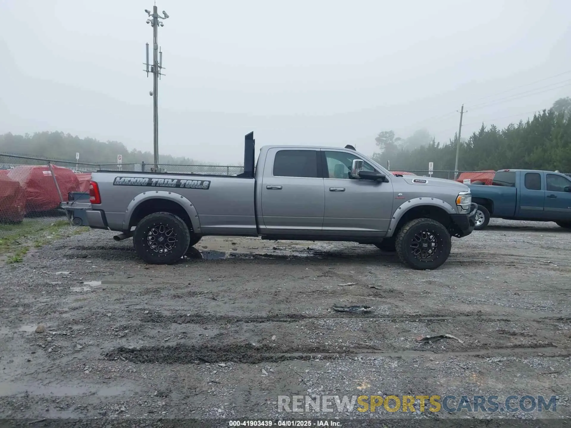 13 Photograph of a damaged car 3C63R3KL5KG624264 RAM 3500 2019