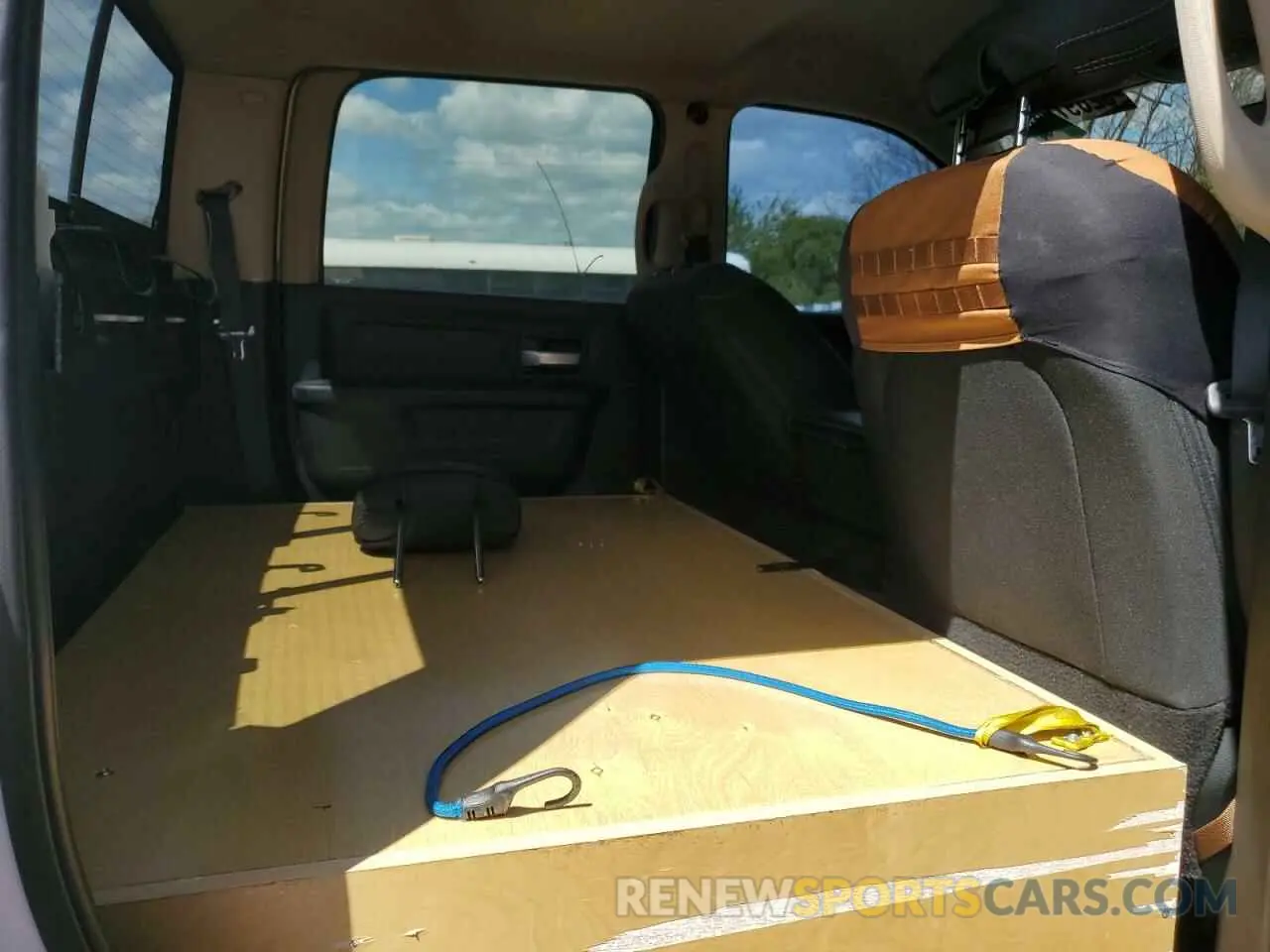 10 Photograph of a damaged car 3C63RRGL3KG542643 RAM 3500 2019