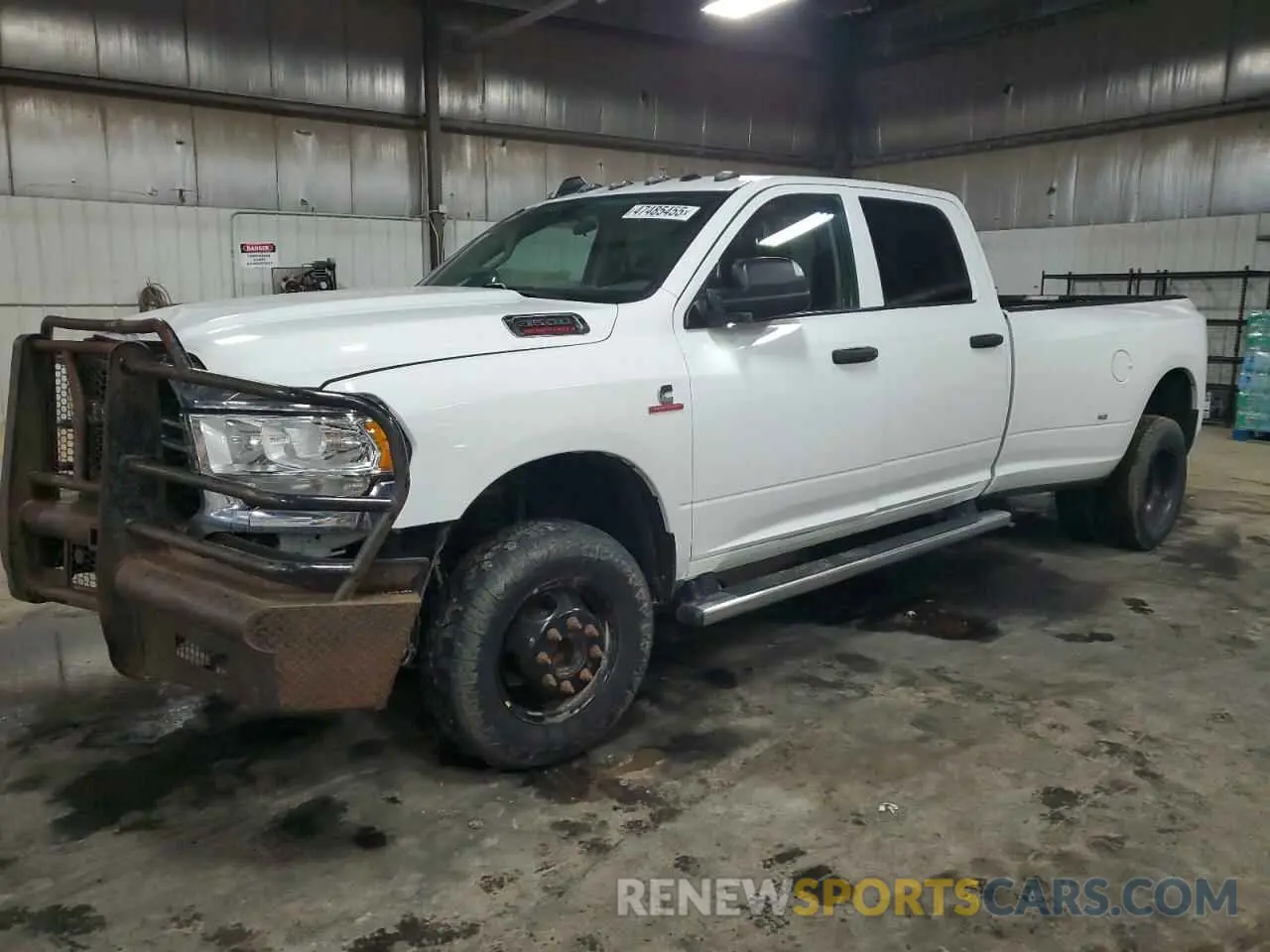 1 Photograph of a damaged car 3C63RRGL4KG645912 RAM 3500 2019