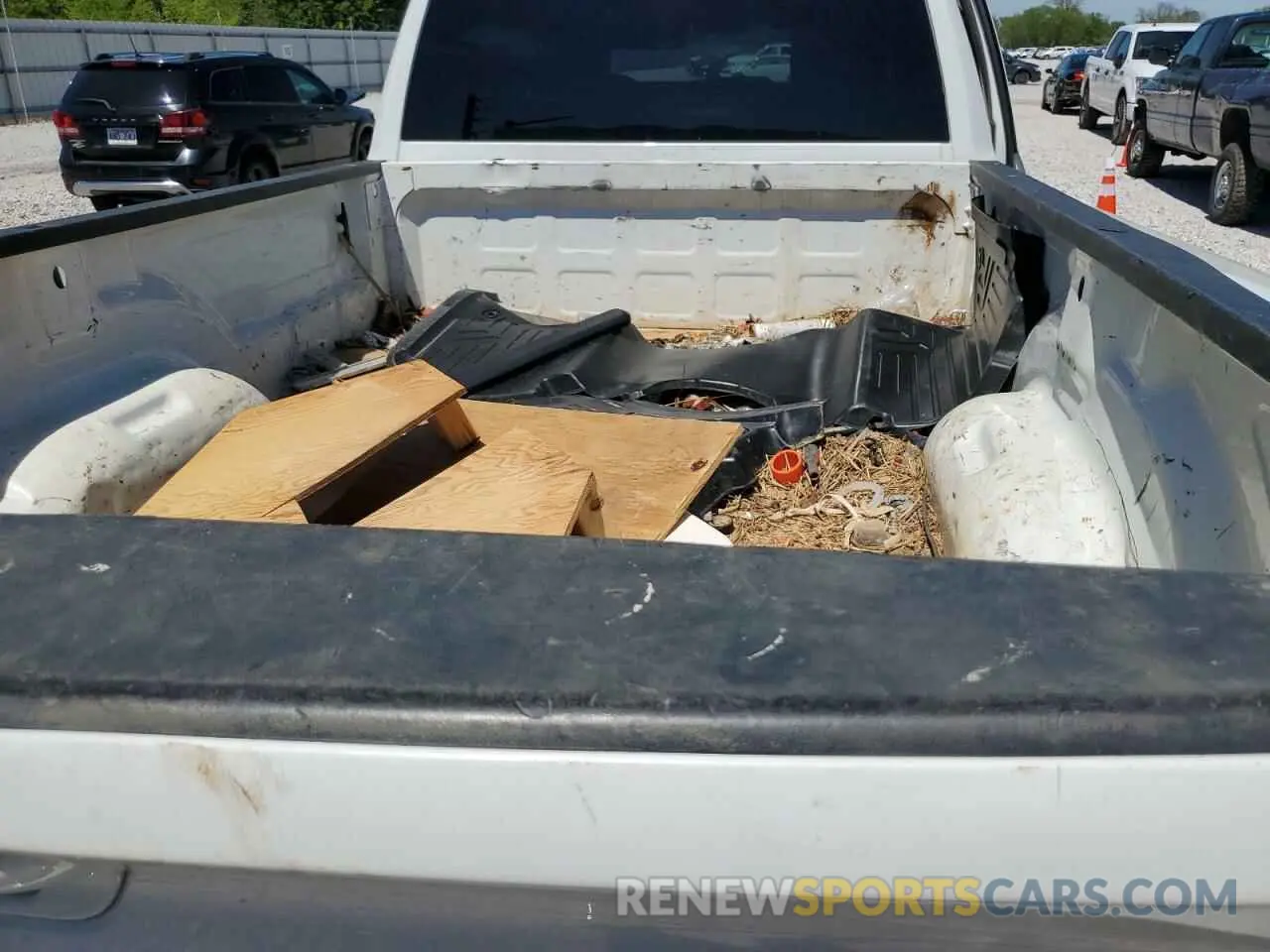 10 Photograph of a damaged car 3C63RRHL1KG724324 RAM 3500 2019