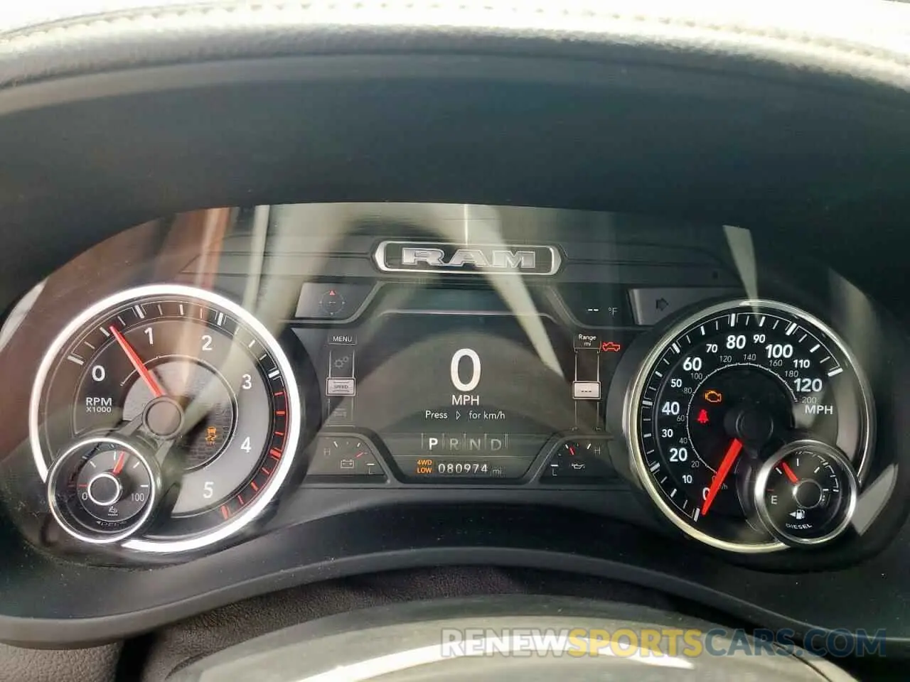 9 Фотография поврежденного автомобиля 3C63RRJL5KG524928 RAM 3500 2019