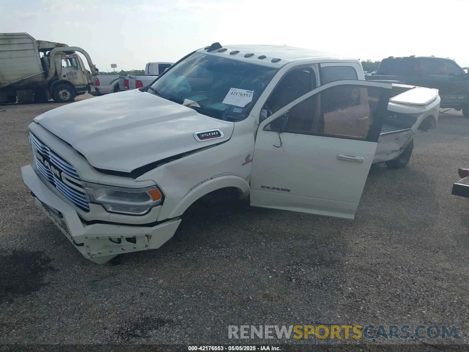 2 Photograph of a damaged car 3C63RRJLXKG639752 RAM 3500 2019