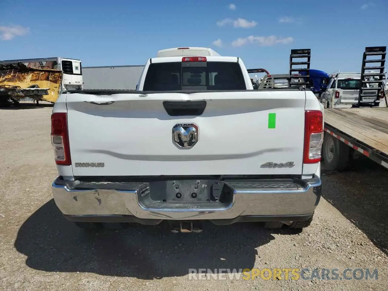 6 Photograph of a damaged car 3C63RRGJ7LG234066 RAM 3500 2020