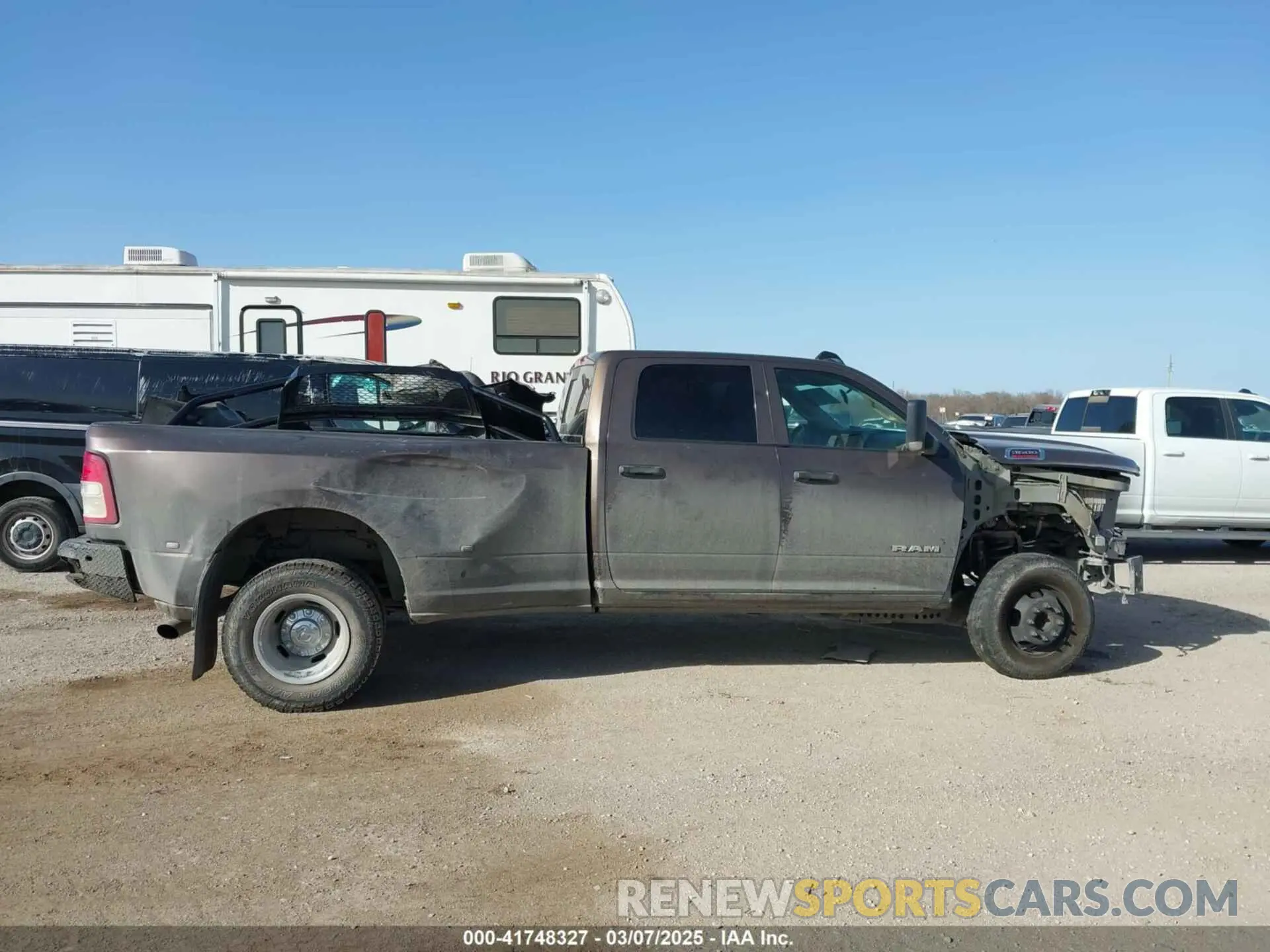 13 Photograph of a damaged car 3C63RRGL3LG241856 RAM 3500 2020