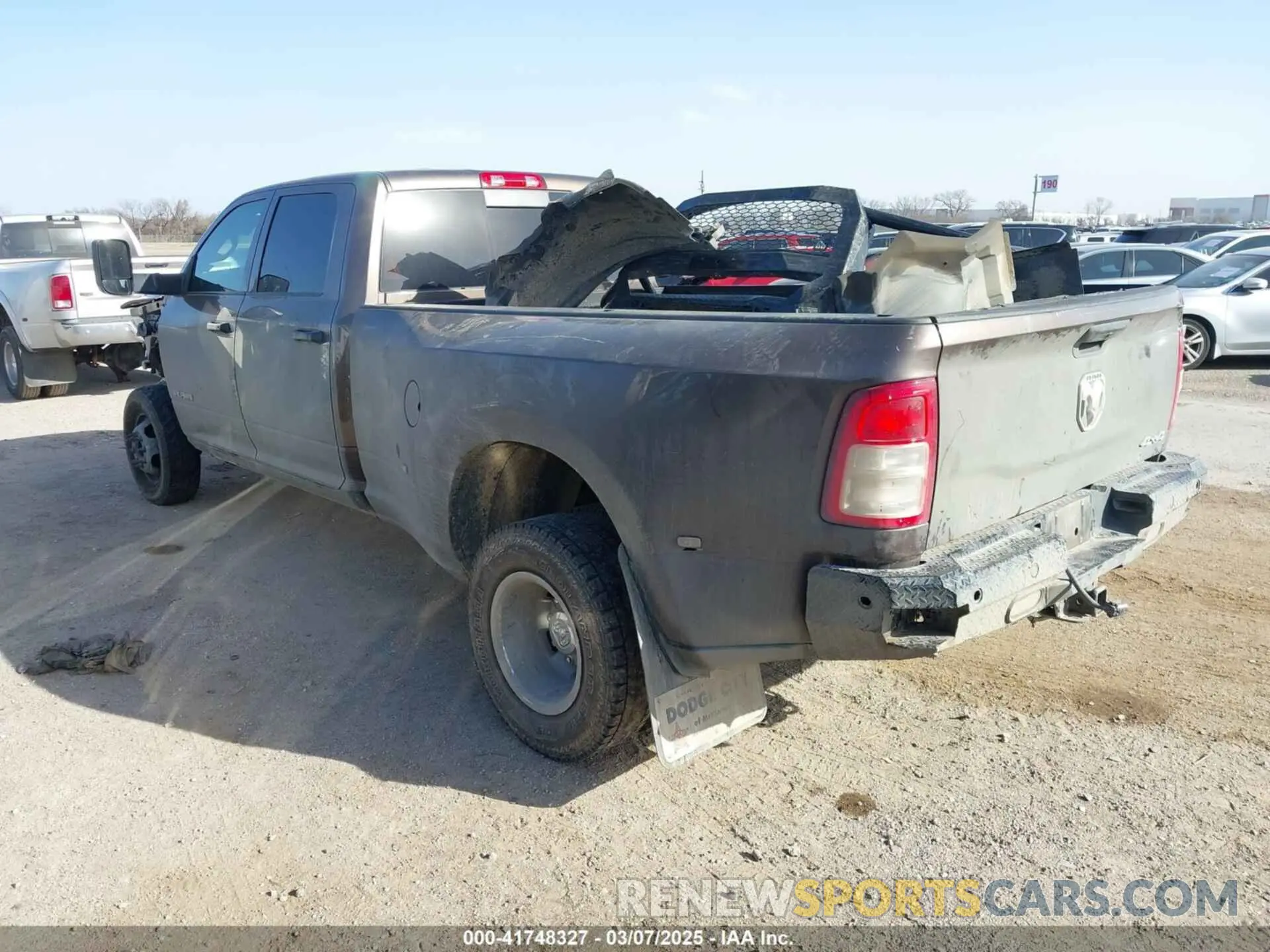 3 Photograph of a damaged car 3C63RRGL3LG241856 RAM 3500 2020