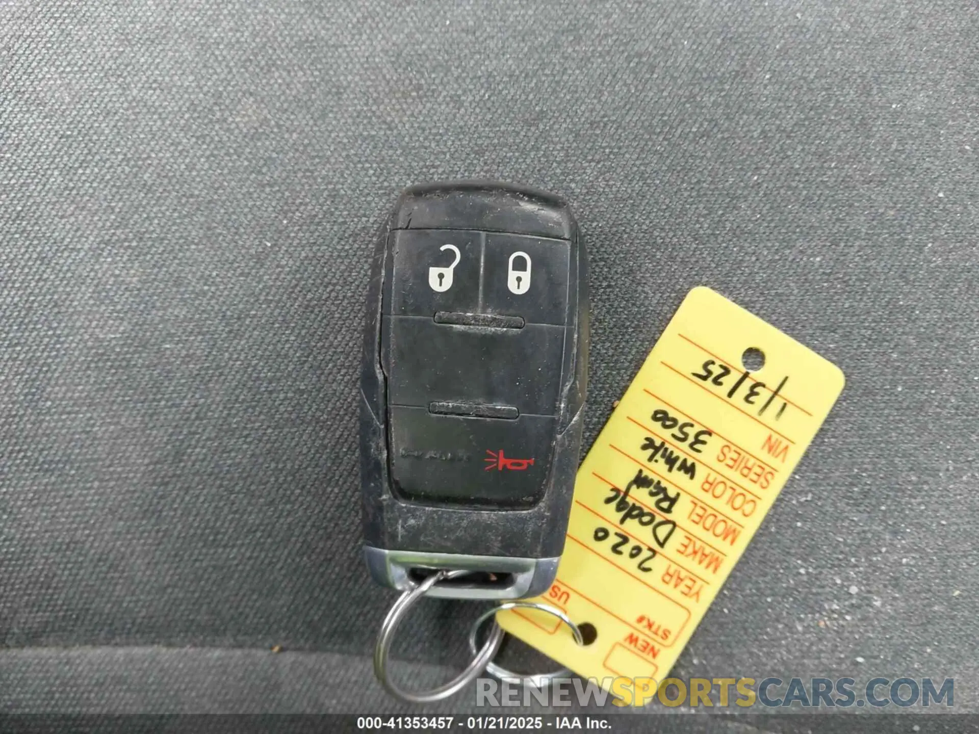 11 Фотография поврежденного автомобиля 3C63RRGL4LG114369 RAM 3500 2020