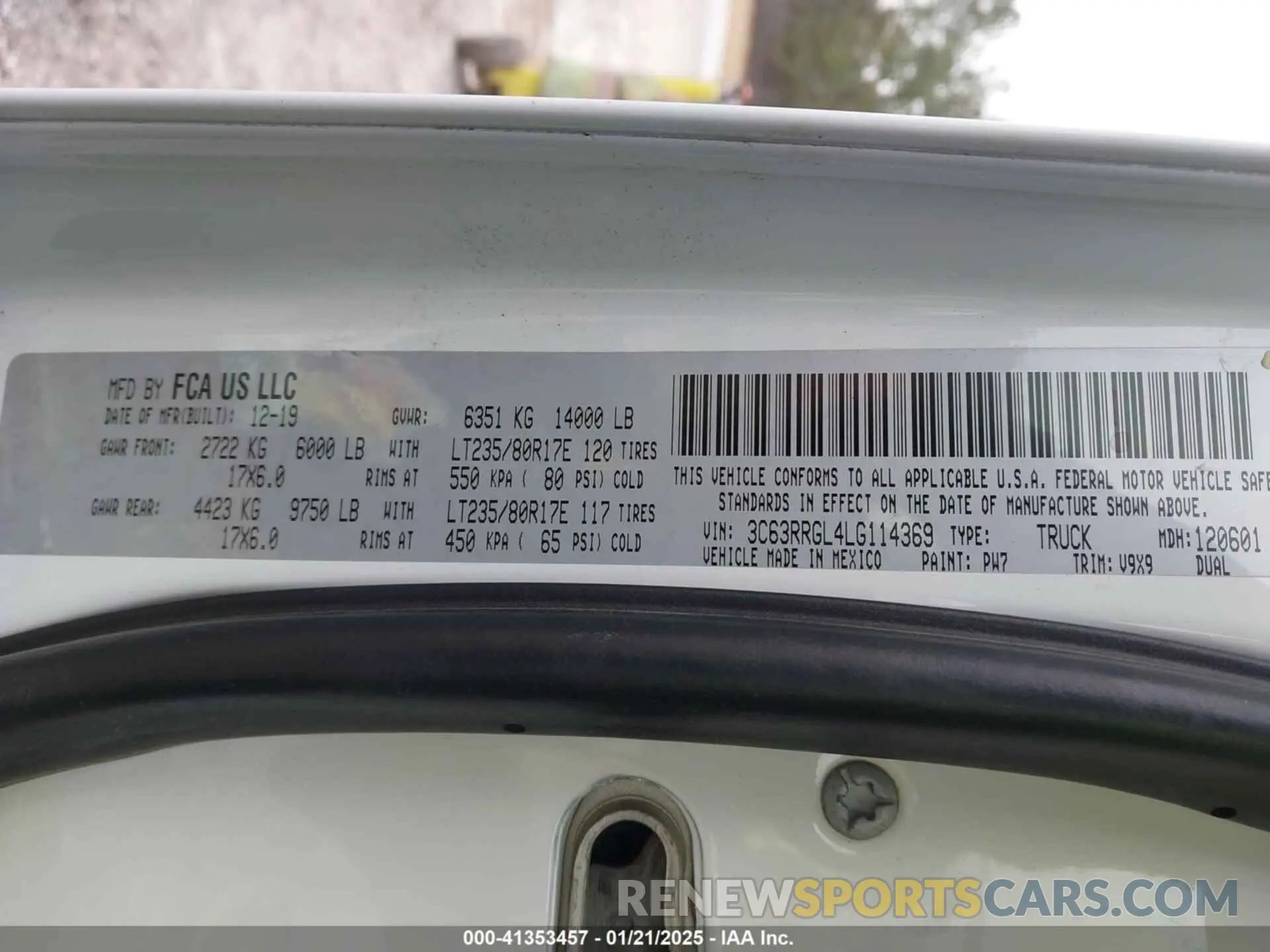 9 Фотография поврежденного автомобиля 3C63RRGL4LG114369 RAM 3500 2020