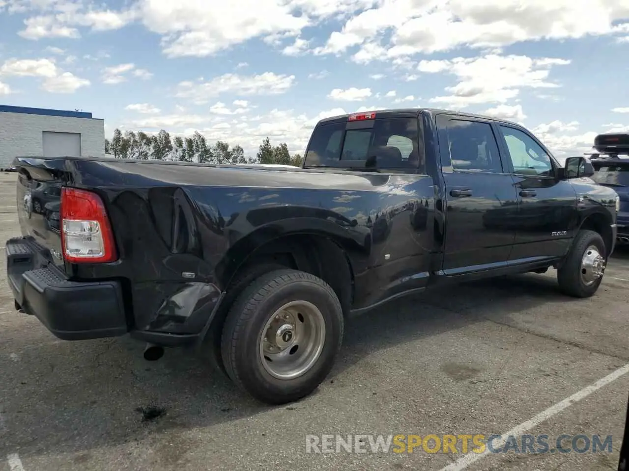 3 Photograph of a damaged car 3C63RRGL4LG169632 RAM 3500 2020