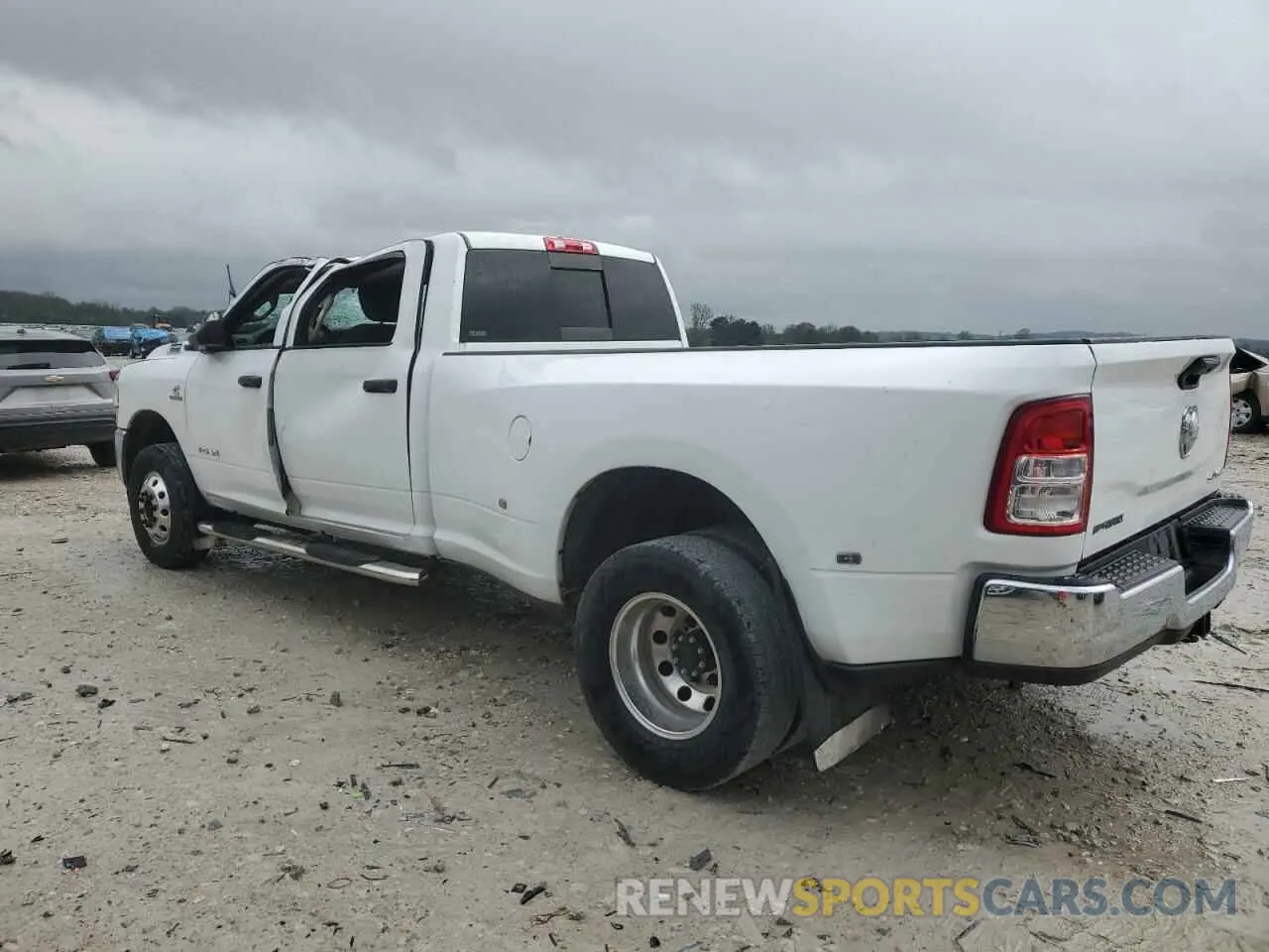 2 Photograph of a damaged car 3C63RRGL6LG279162 RAM 3500 2020