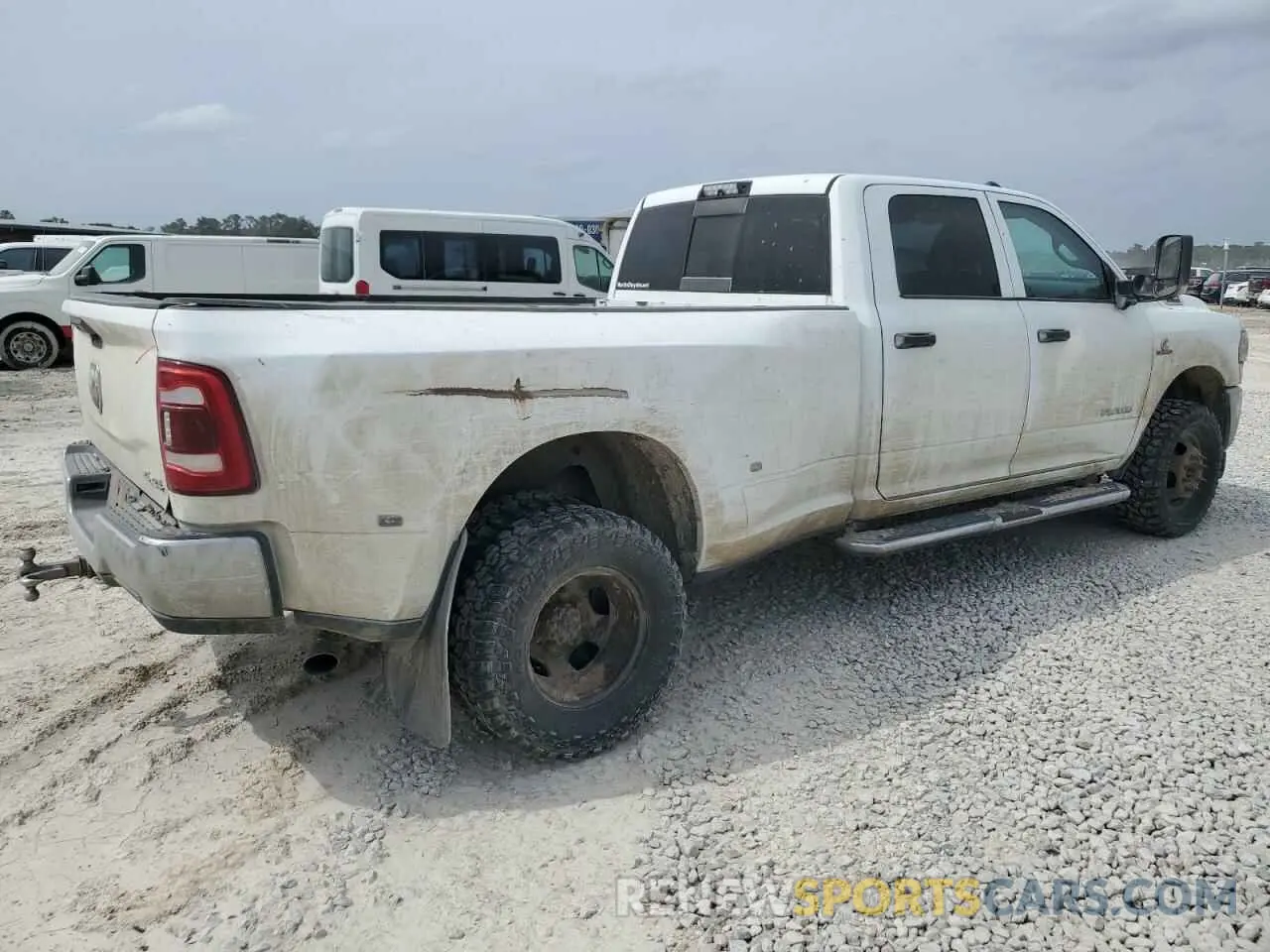 3 Фотография поврежденного автомобиля 3C63RRGL8LG291930 RAM 3500 2020