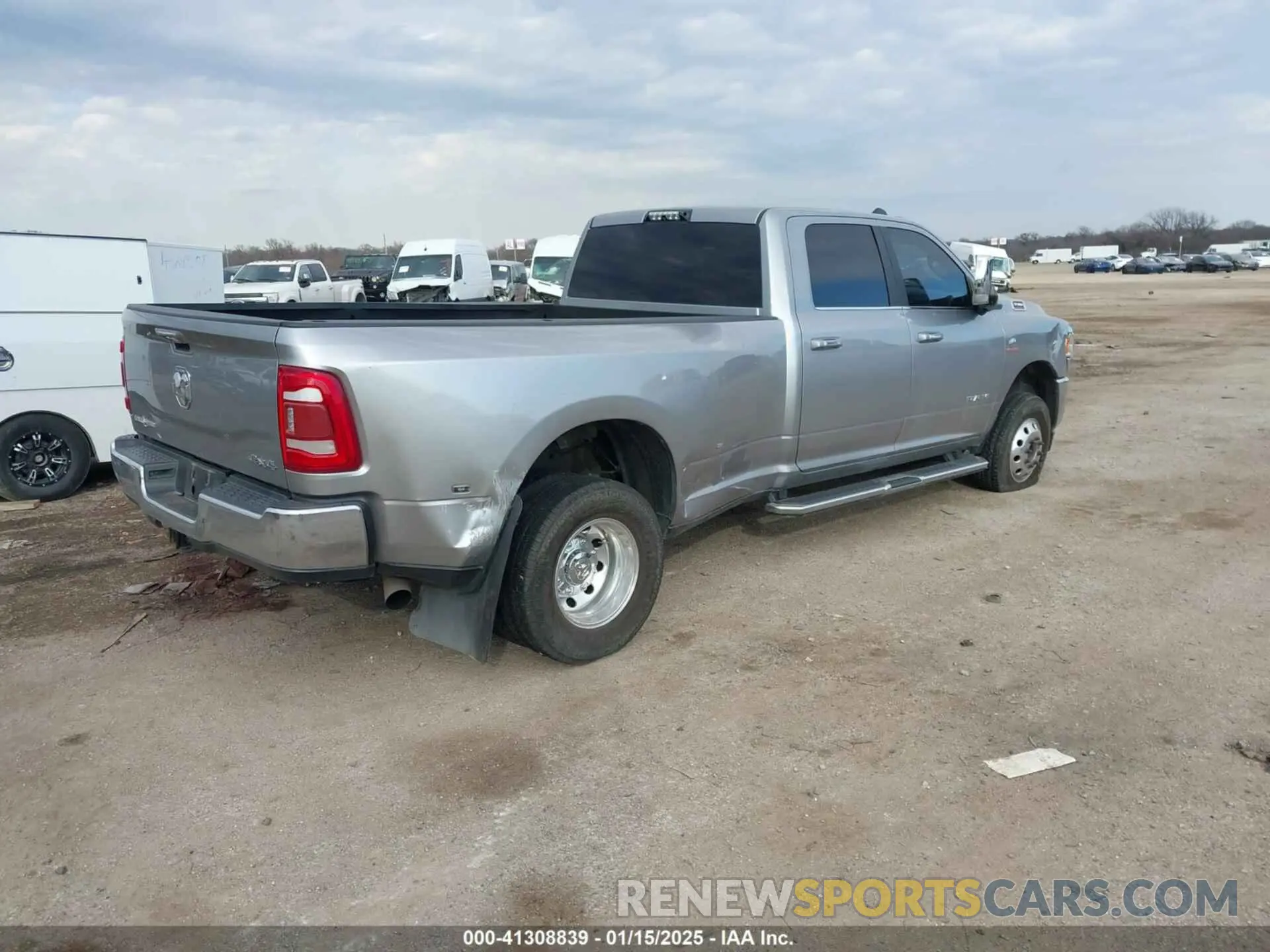 4 Photograph of a damaged car 3C63RRHL9LG292499 RAM 3500 2020