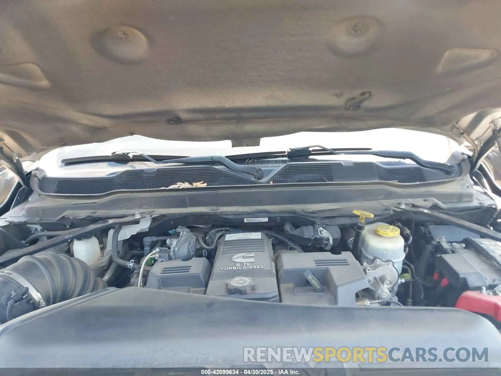 10 Photograph of a damaged car 3C63RRJL3LG179559 RAM 3500 2020