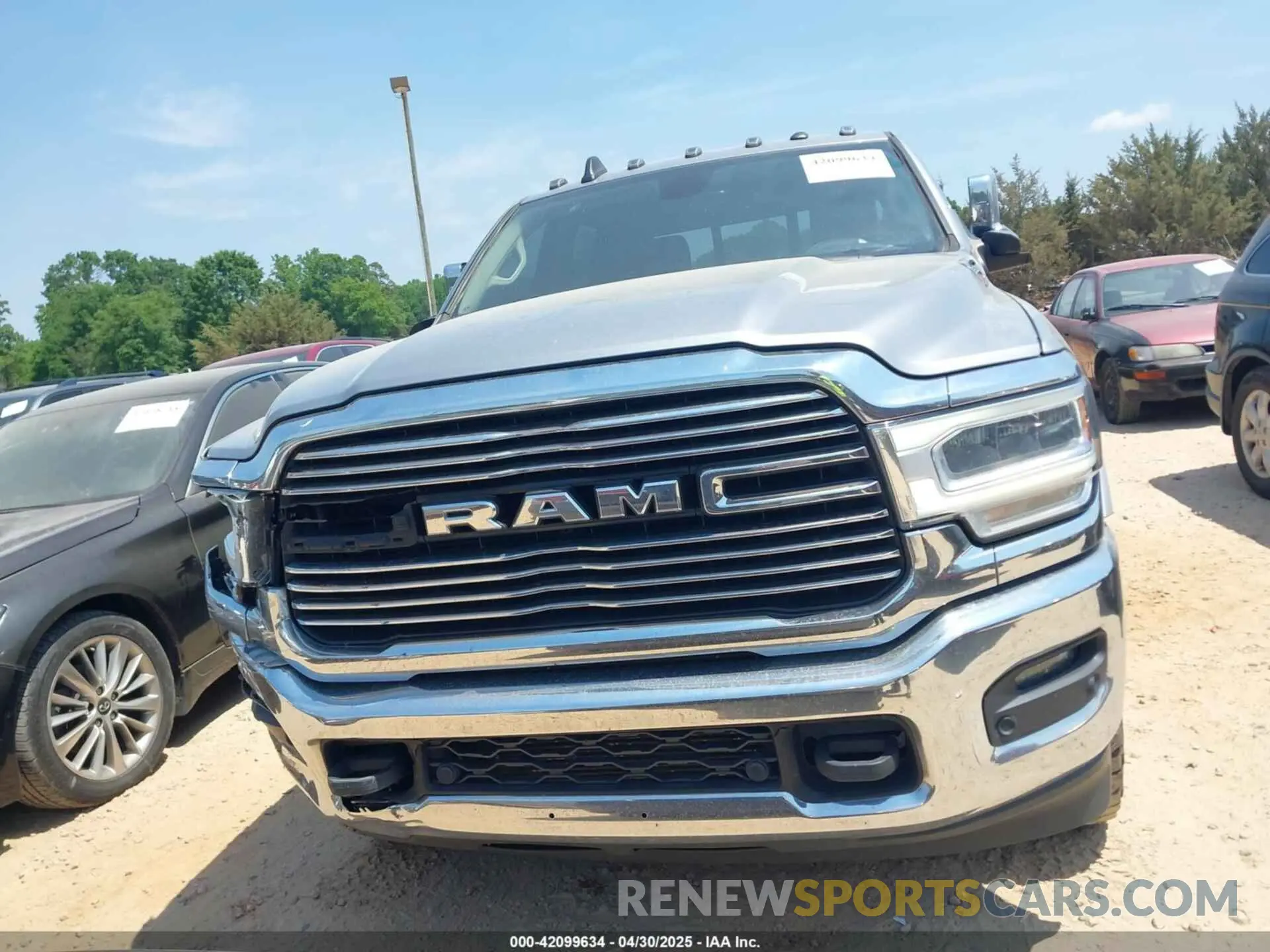 12 Photograph of a damaged car 3C63RRJL3LG179559 RAM 3500 2020