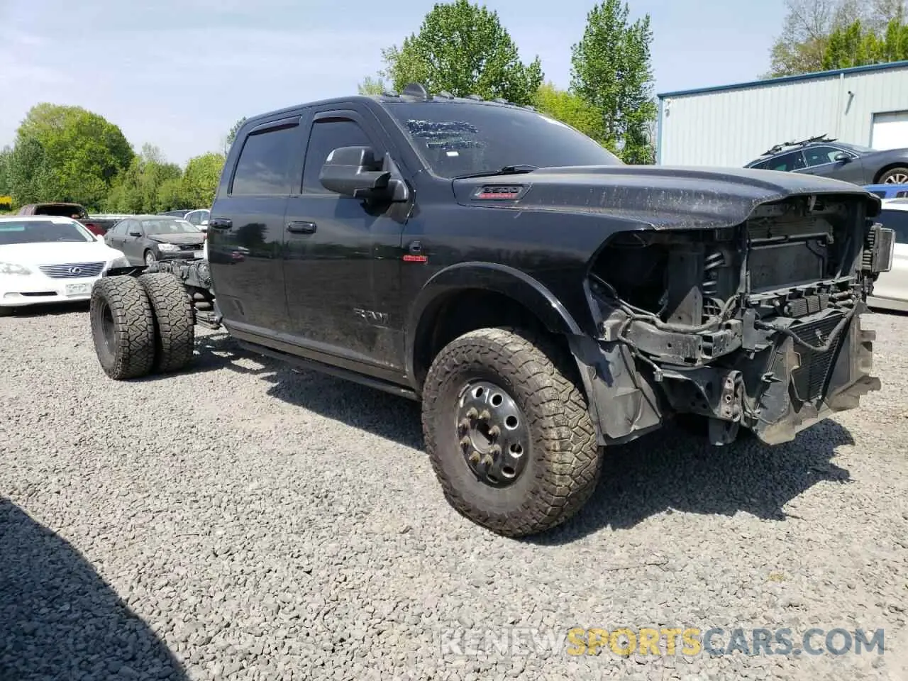 4 Photograph of a damaged car 3C63RRJL4LG196273 RAM 3500 2020
