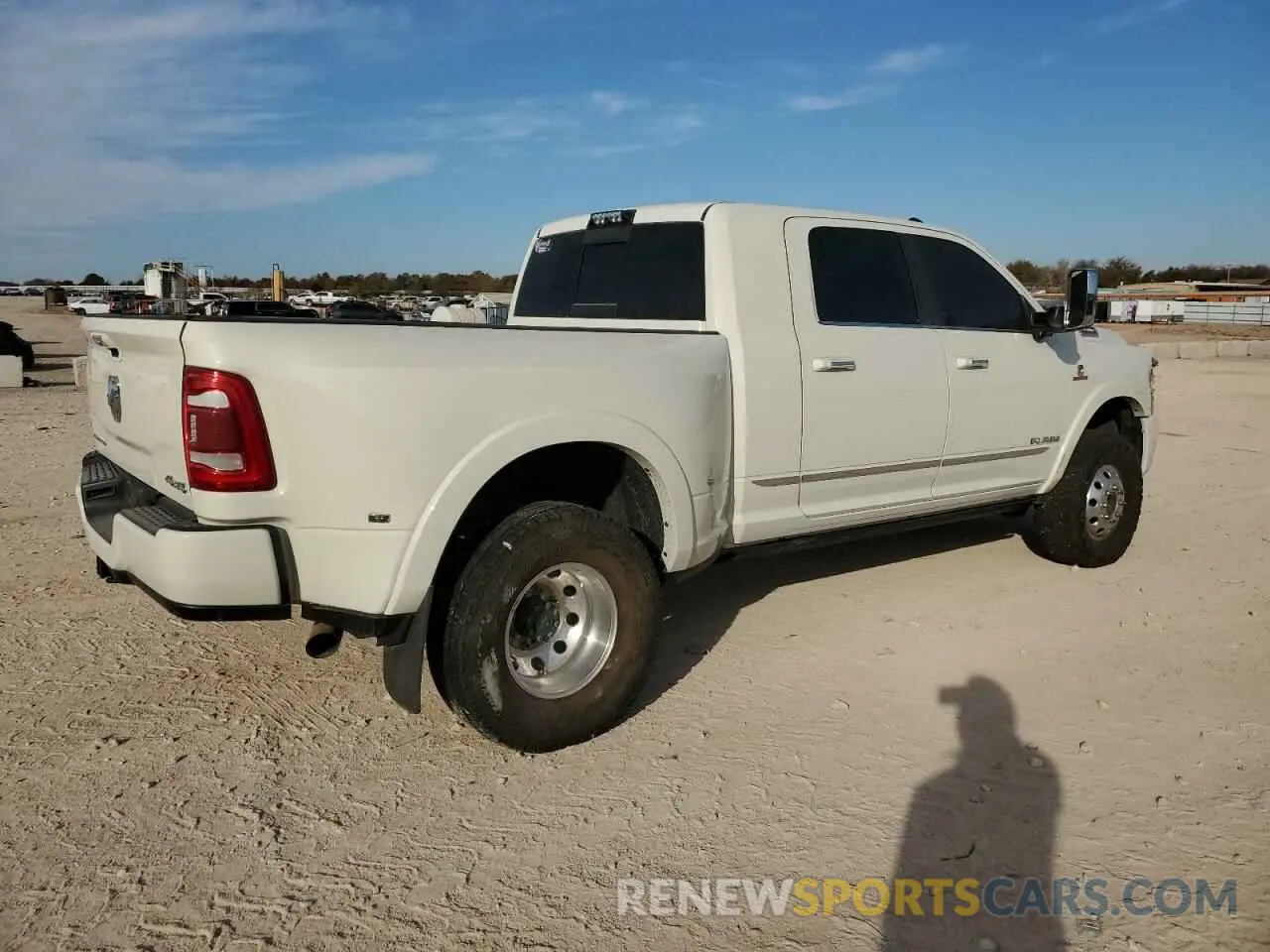 3 Photograph of a damaged car 3C63RRPL5LG198282 RAM 3500 2020