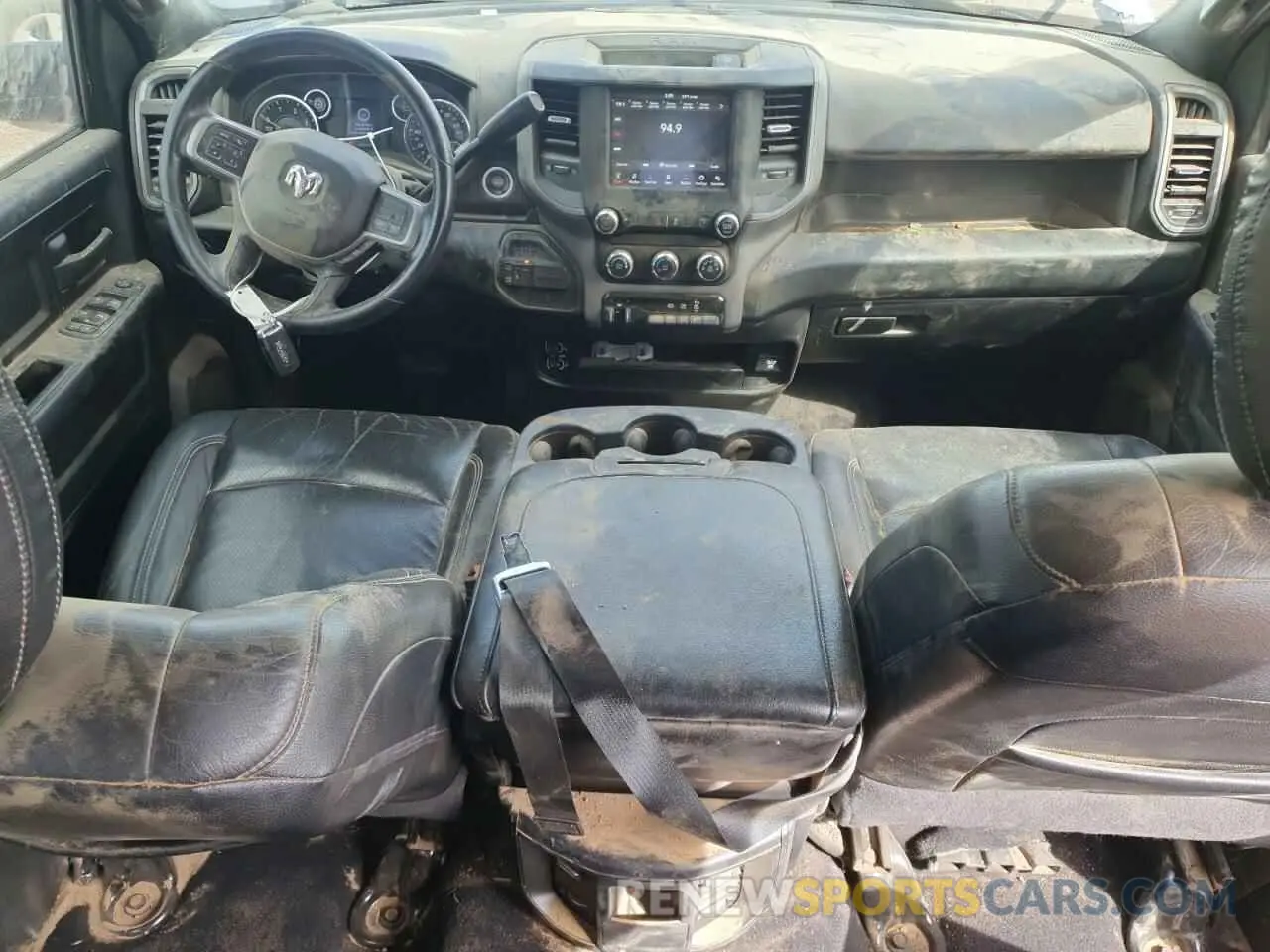 8 Photograph of a damaged car 3C63RRGL3MG617781 RAM 3500 2021