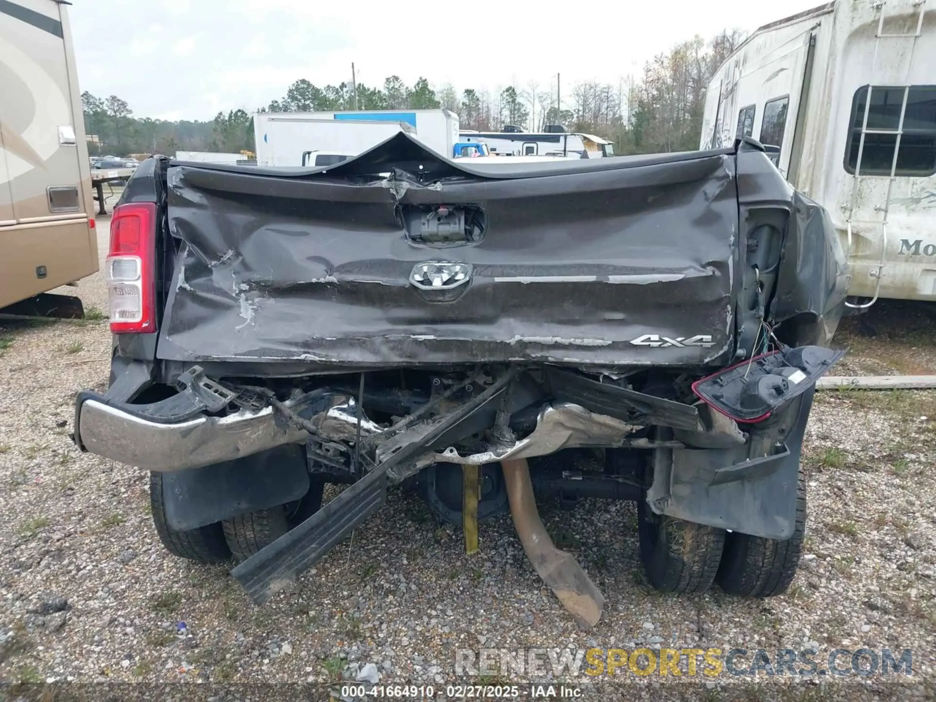 14 Photograph of a damaged car 3C63RRGL3MG635973 RAM 3500 2021