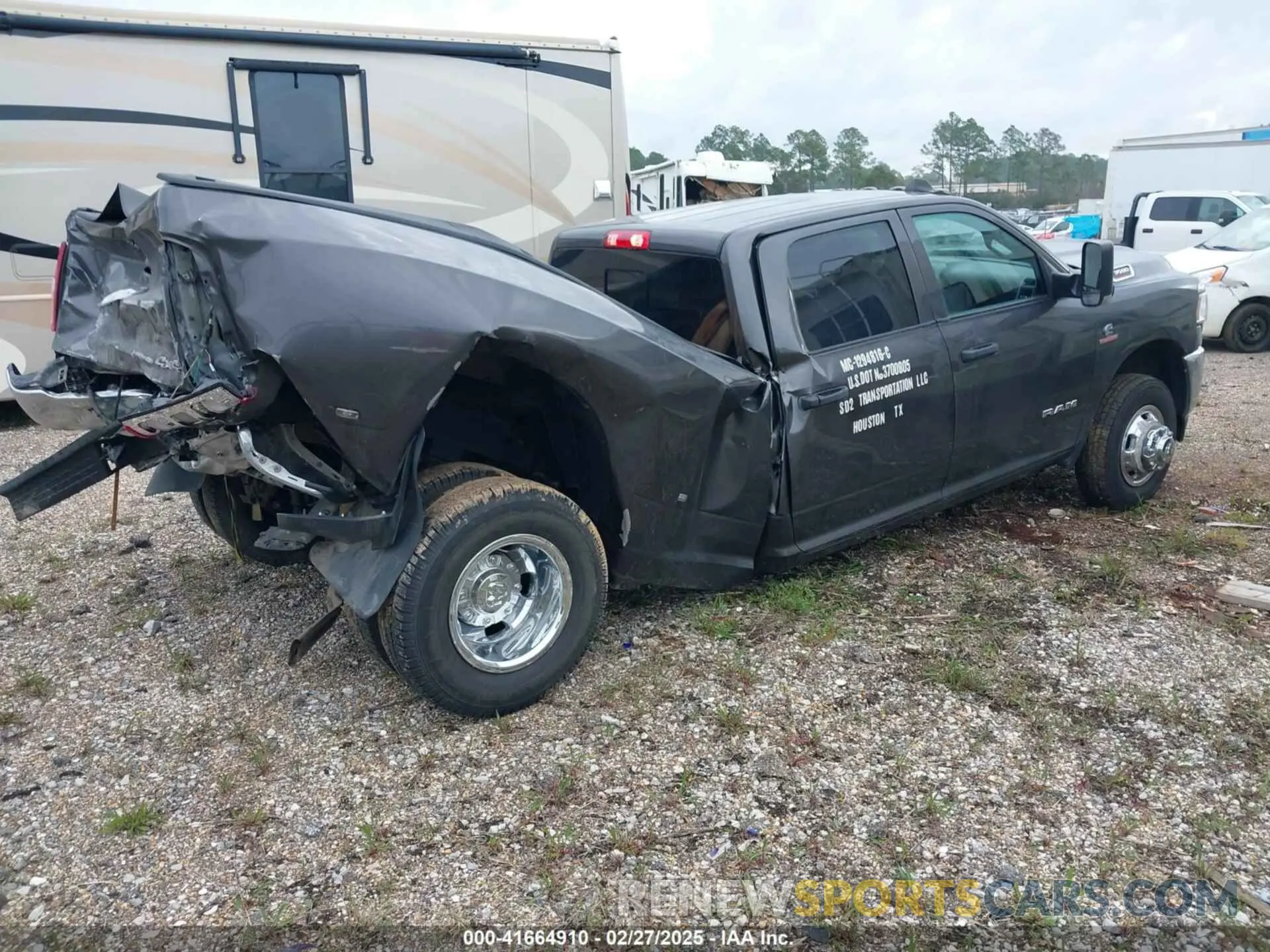 4 Photograph of a damaged car 3C63RRGL3MG635973 RAM 3500 2021