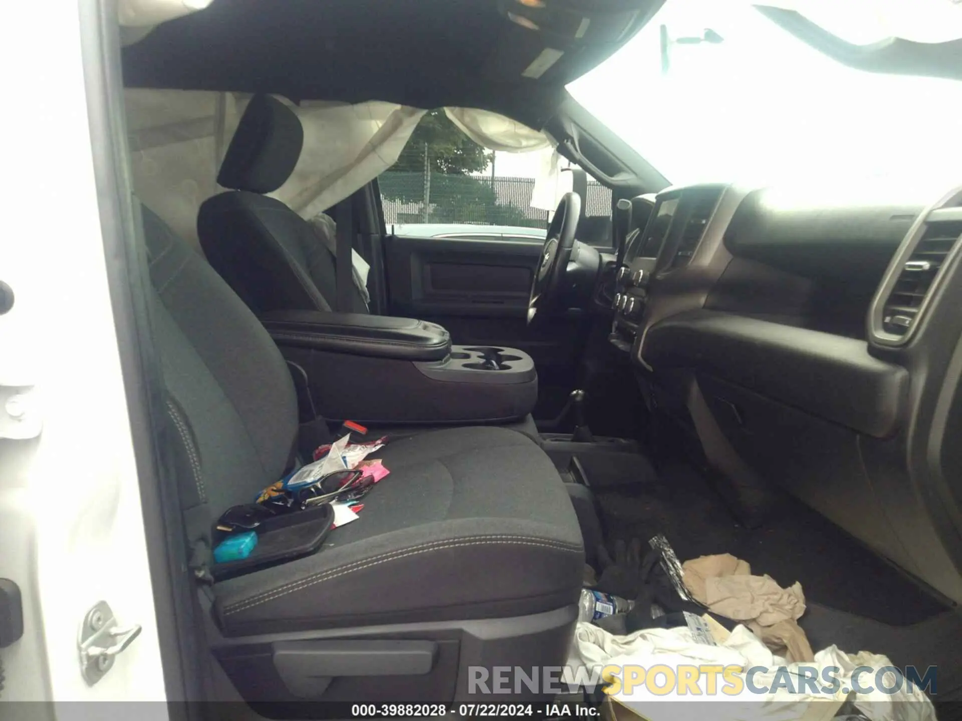 6 Photograph of a damaged car 3C63RRGL8MG665955 RAM 3500 2021