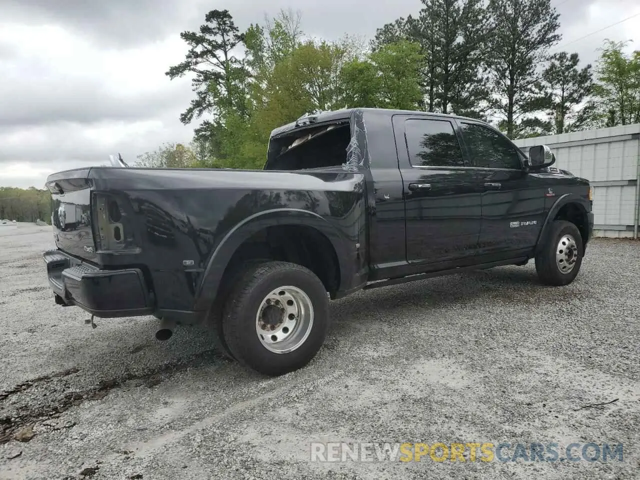 3 Photograph of a damaged car 3C63RRNL0MG688777 RAM 3500 2021