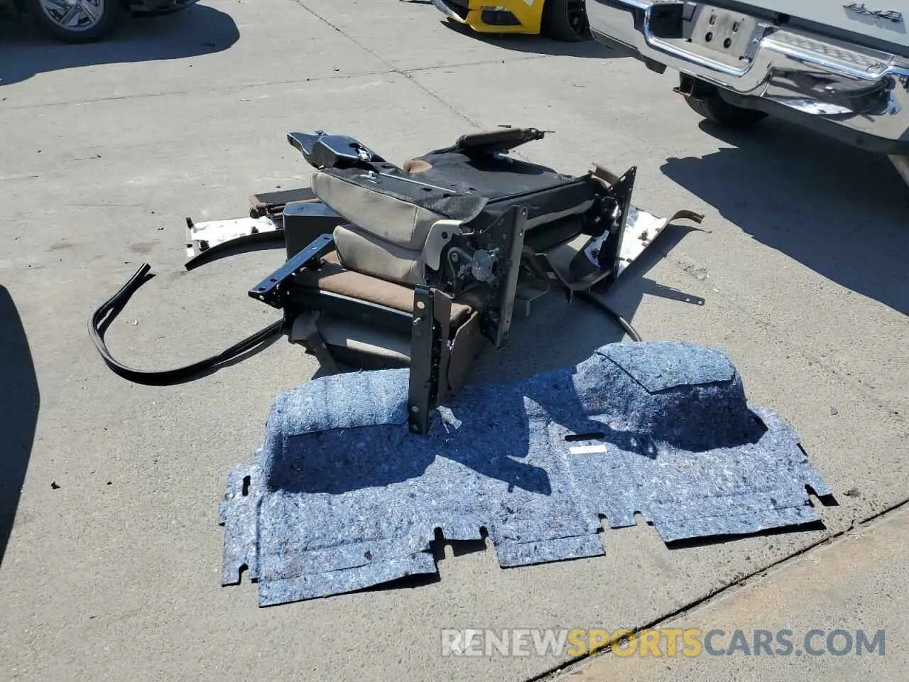 12 Photograph of a damaged car 3C63R3EL1NG159756 RAM 3500 2022
