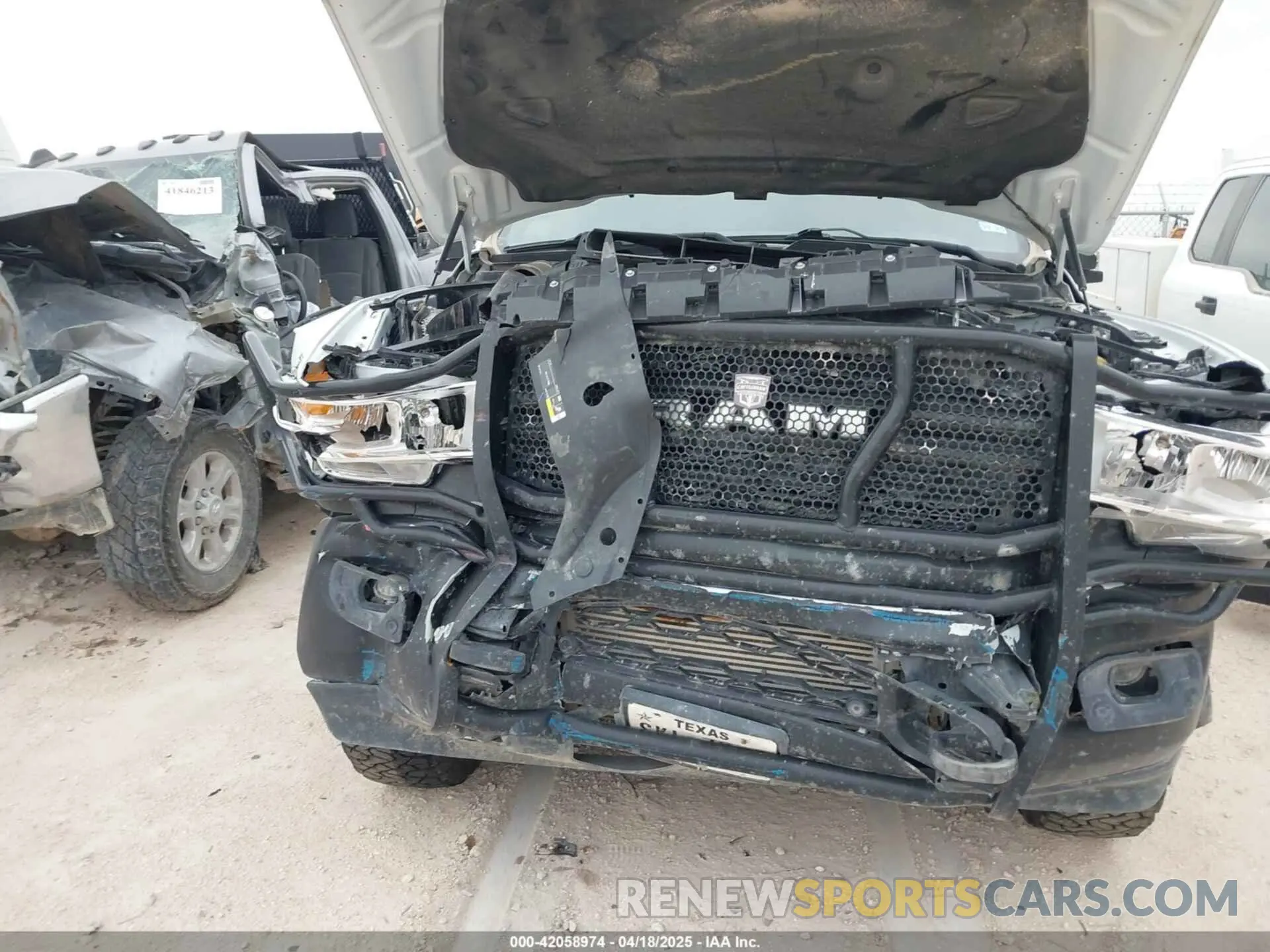 11 Фотография поврежденного автомобиля 3C63R3GL2NG234431 RAM 3500 2022