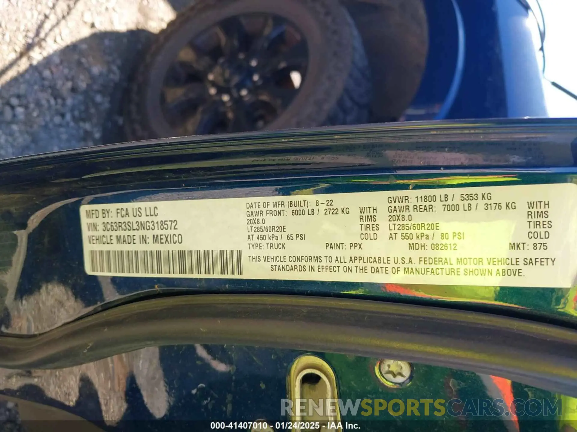 8 Photograph of a damaged car 3C63R3SL3NG318572 RAM 3500 2022
