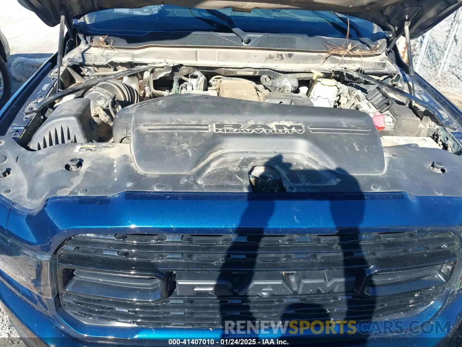 9 Photograph of a damaged car 3C63R3SL3NG318572 RAM 3500 2022