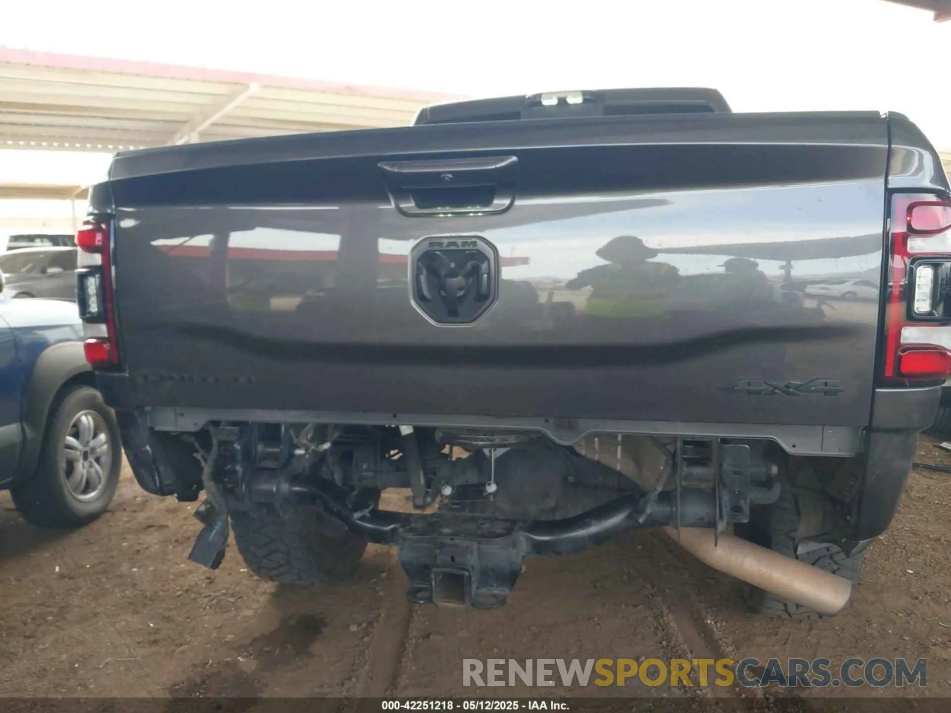 11 Photograph of a damaged car 3C63R3SL9NG191097 RAM 3500 2022