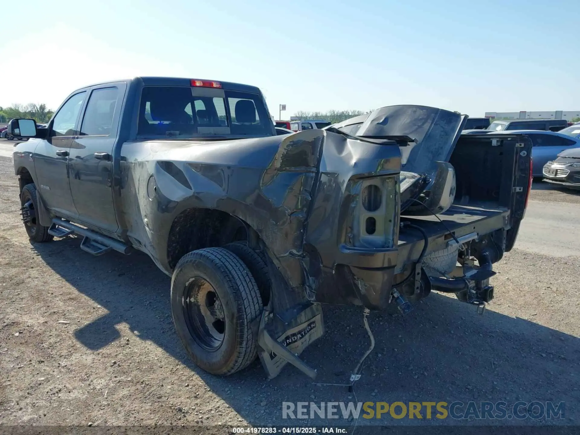 11 Photograph of a damaged car 3C63RRGL0NG133763 RAM 3500 2022