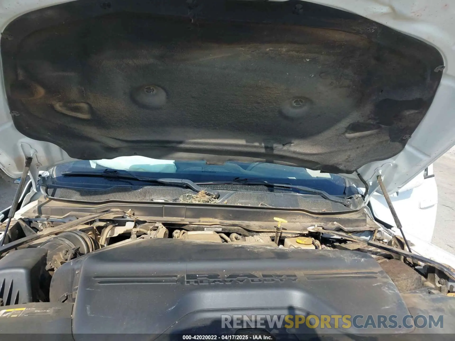 10 Photograph of a damaged car 3C63RRGL5NG342187 RAM 3500 2022