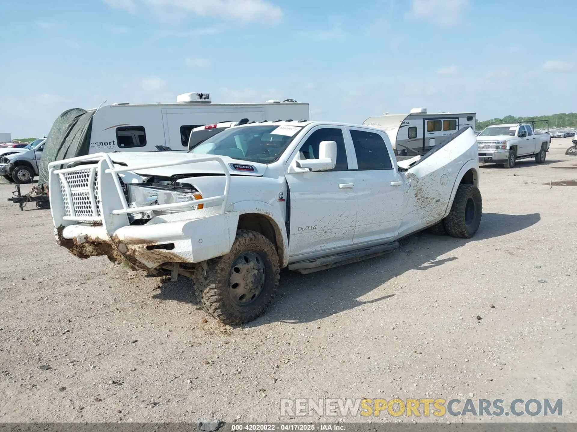 2 Photograph of a damaged car 3C63RRGL5NG342187 RAM 3500 2022