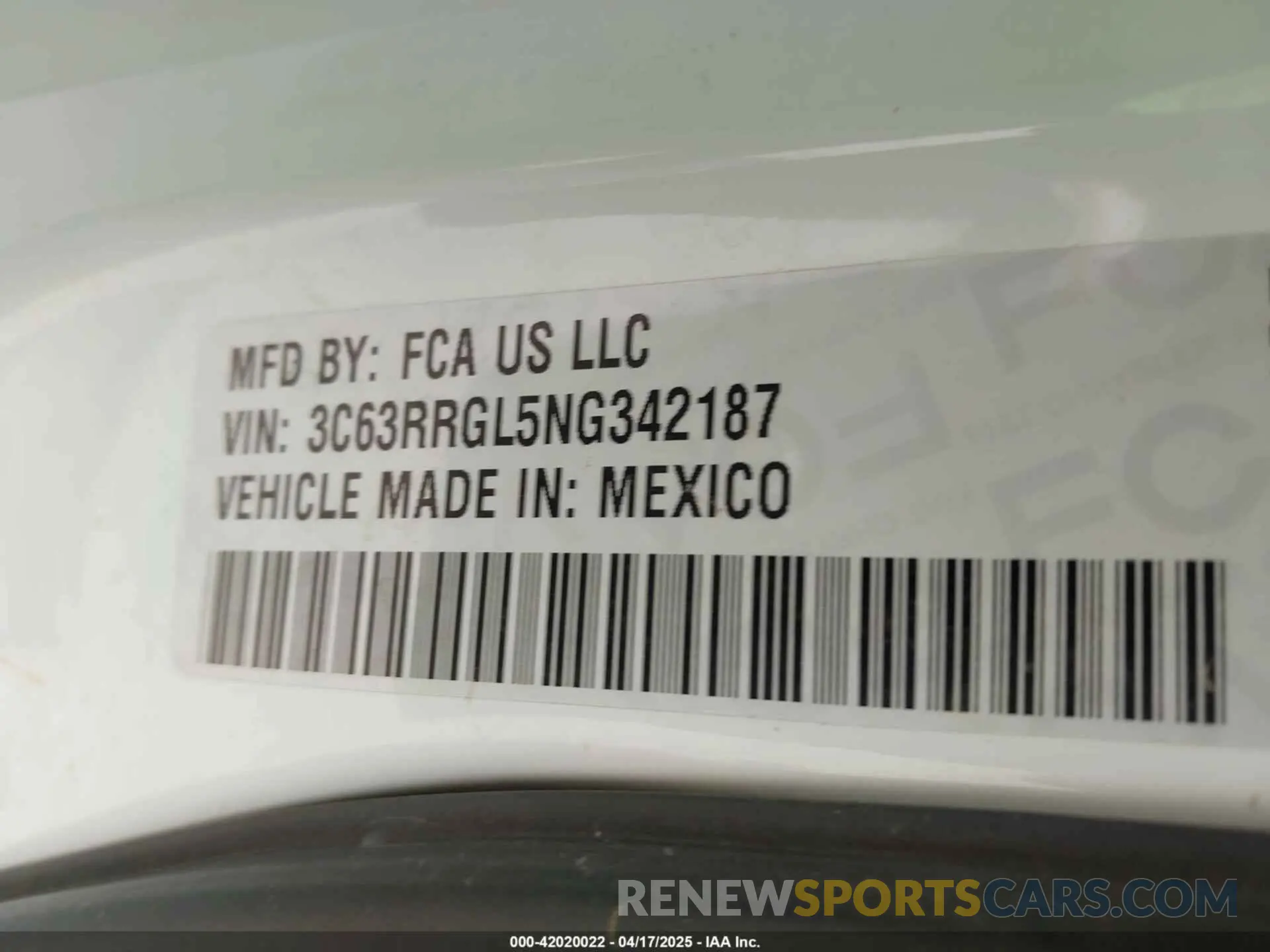 9 Photograph of a damaged car 3C63RRGL5NG342187 RAM 3500 2022
