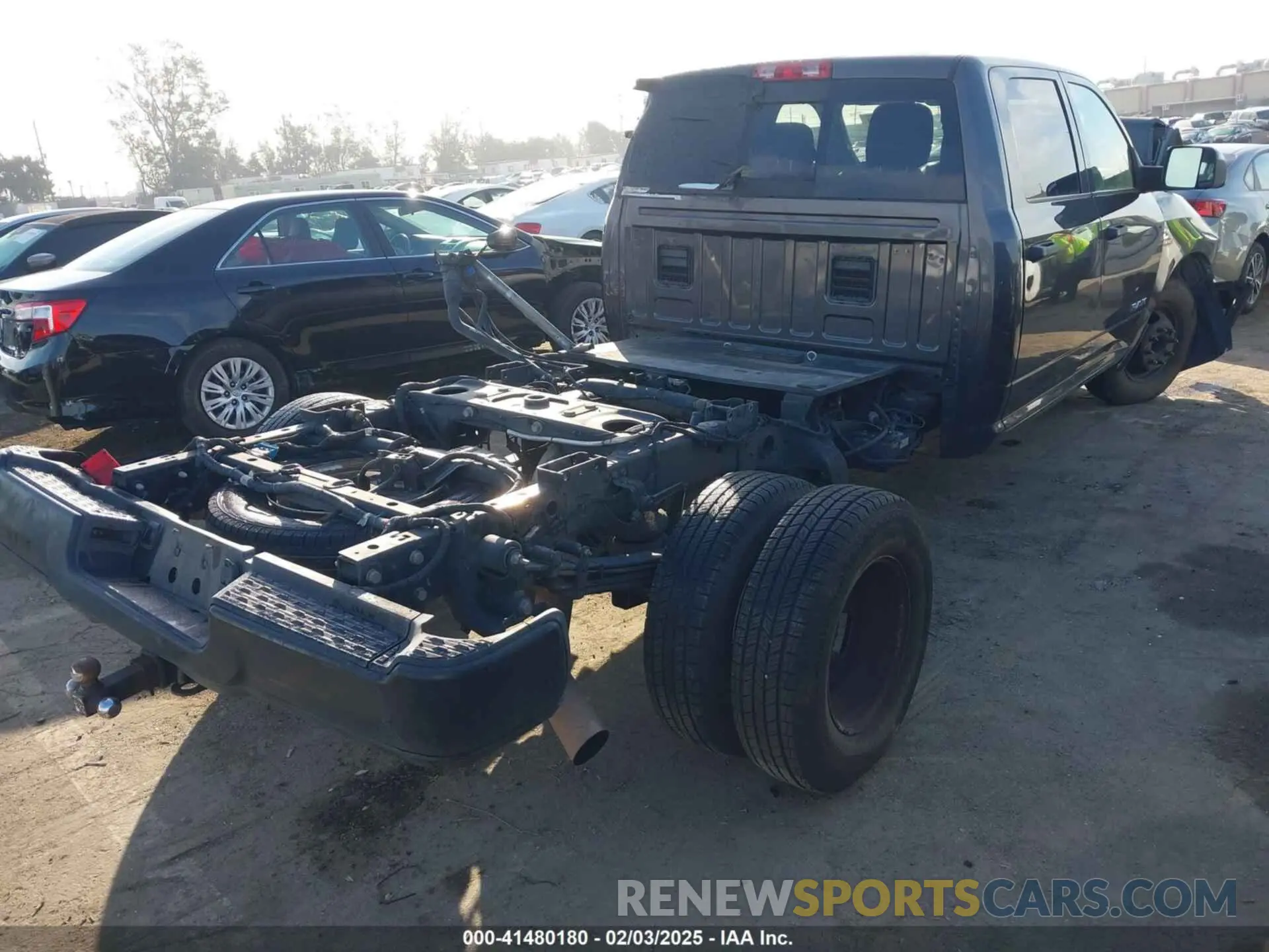 4 Фотография поврежденного автомобиля 3C63RRGL6NG316195 RAM 3500 2022