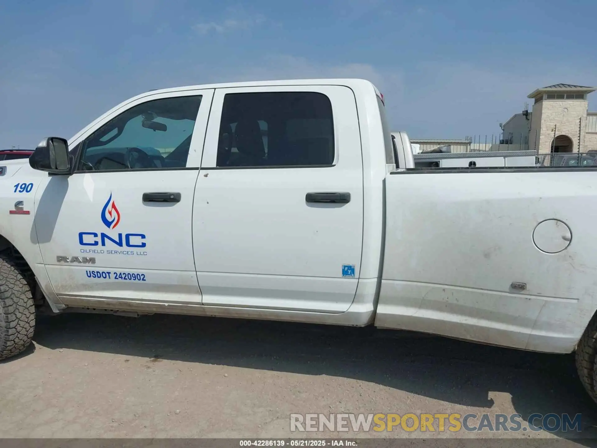 14 Фотография поврежденного автомобиля 3C63RRGL8NG303240 RAM 3500 2022