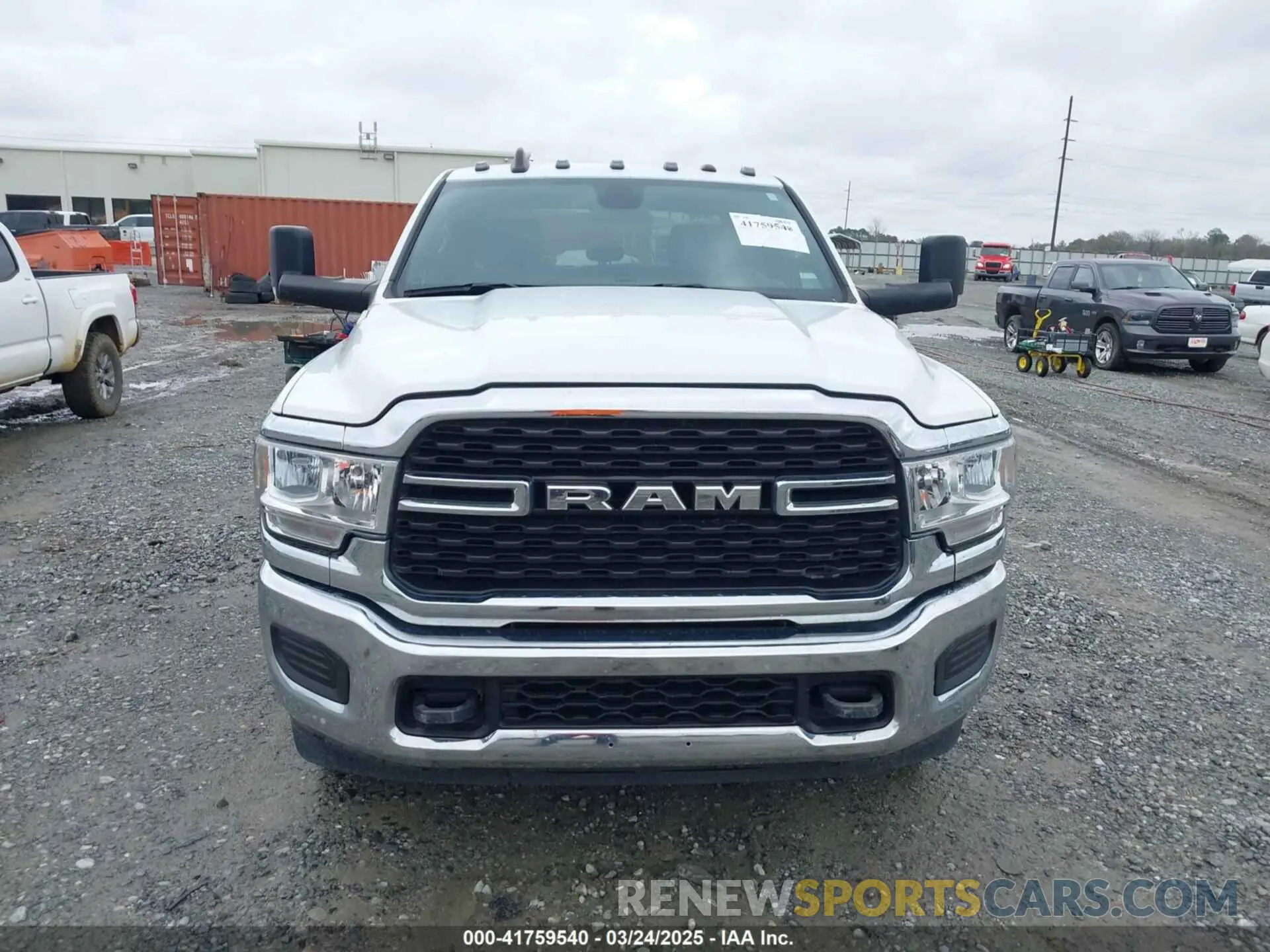 12 Фотография поврежденного автомобиля 3C63RRHL6NG302814 RAM 3500 2022