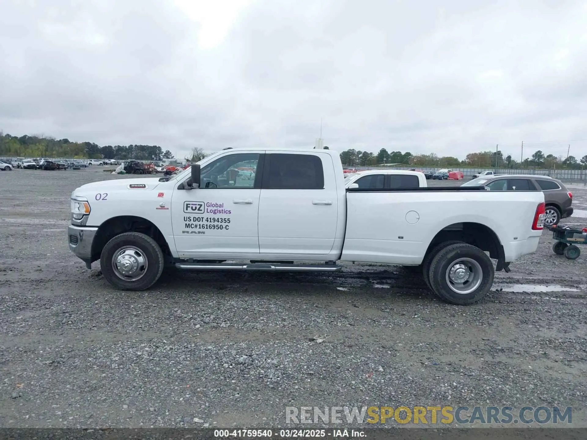 14 Фотография поврежденного автомобиля 3C63RRHL6NG302814 RAM 3500 2022