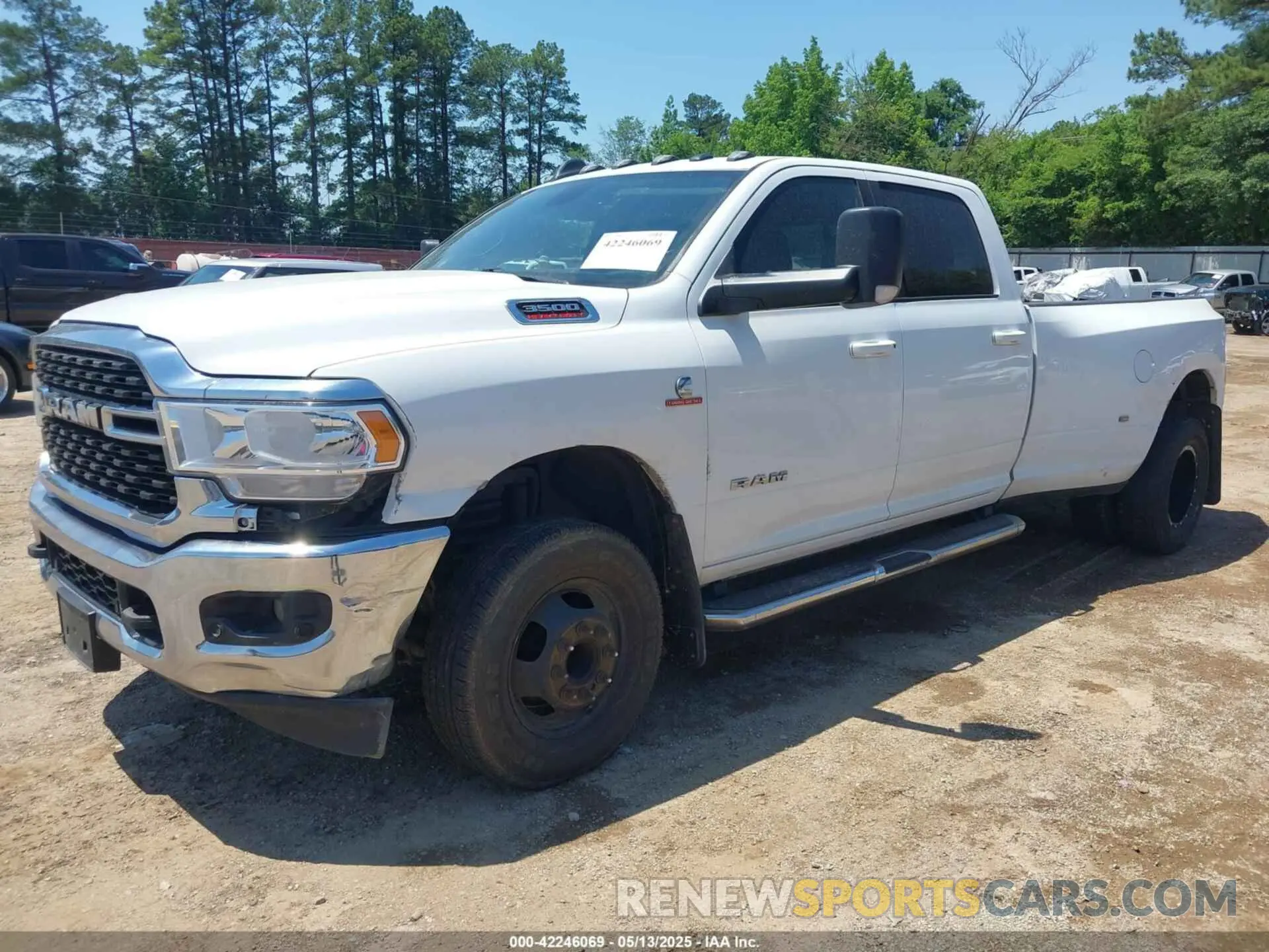 2 Photograph of a damaged car 3C63RRHL7NG239125 RAM 3500 2022