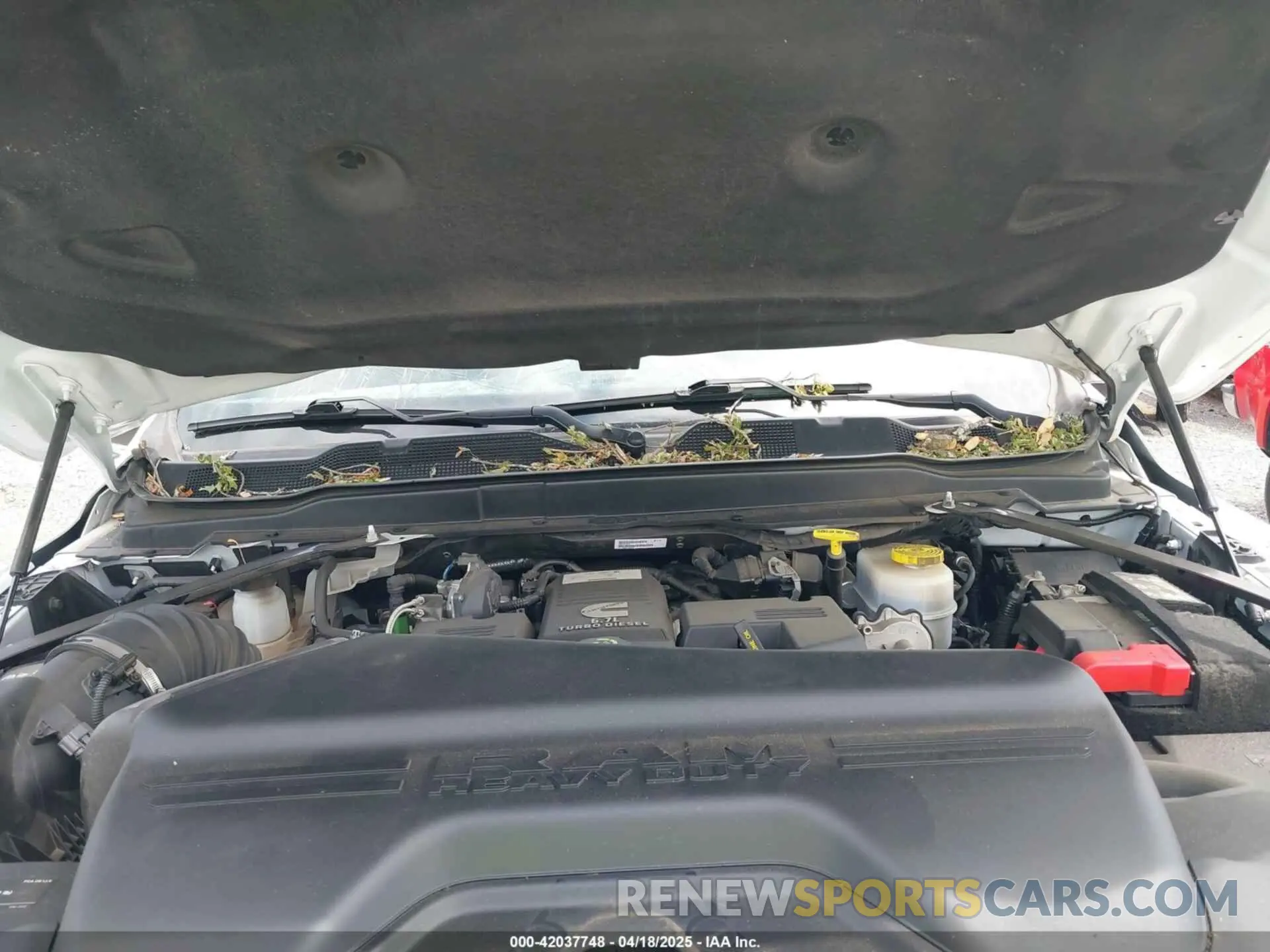 9 Photograph of a damaged car 3C63RRHL8NG164595 RAM 3500 2022