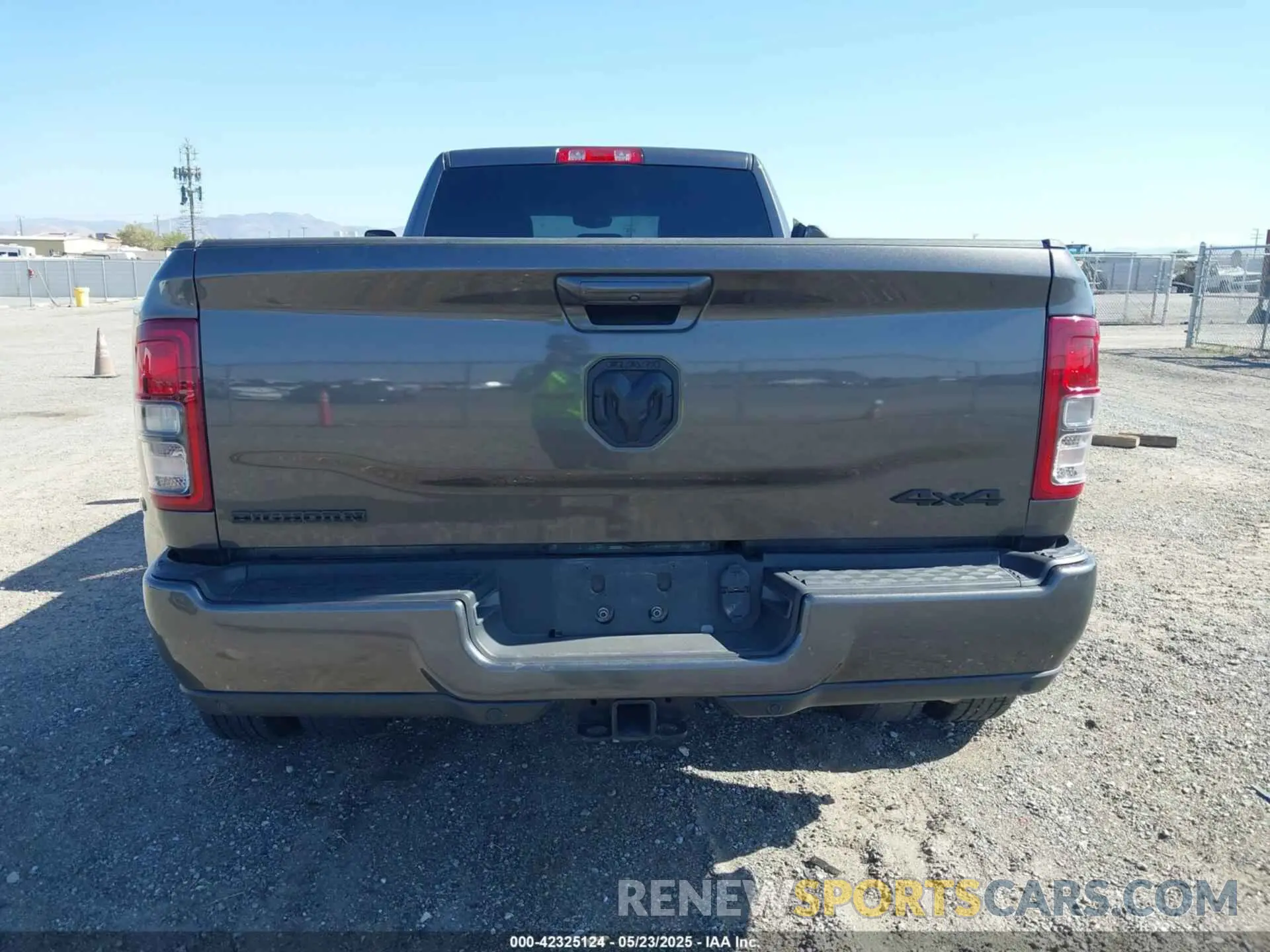 17 Photograph of a damaged car 3C63RRHLXNG216048 RAM 3500 2022