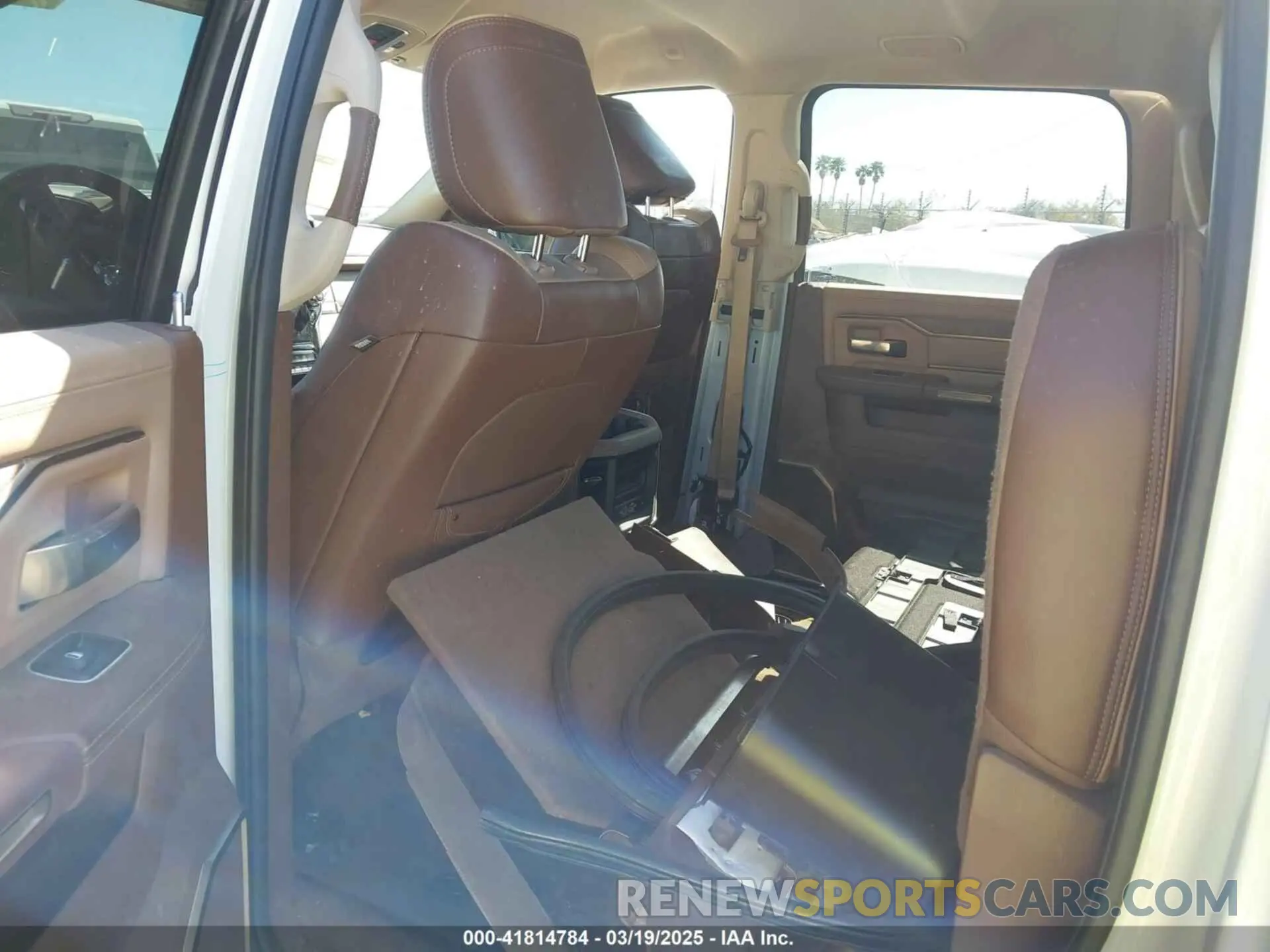 7 Photograph of a damaged car 3C63RRKL2NG153245 RAM 3500 2022