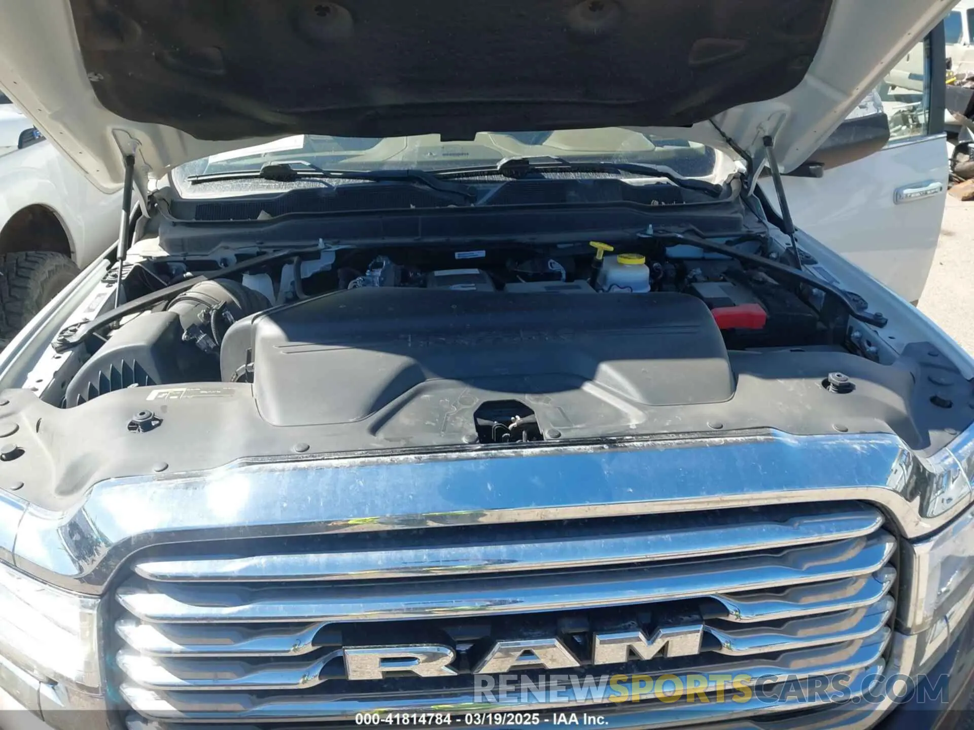 9 Photograph of a damaged car 3C63RRKL2NG153245 RAM 3500 2022