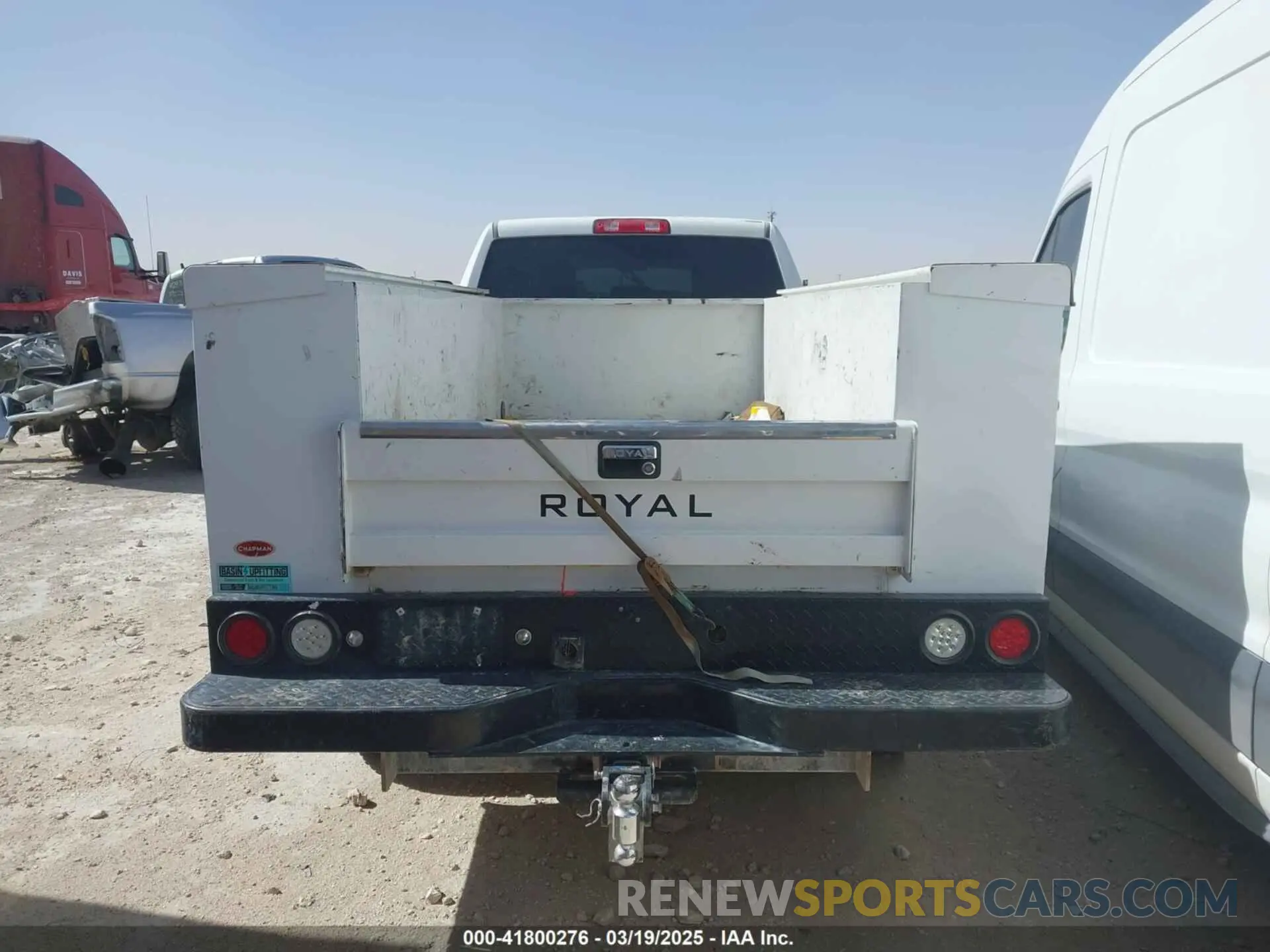 14 Photograph of a damaged car 3C7WR3GJXNG226441 RAM 3500 2022