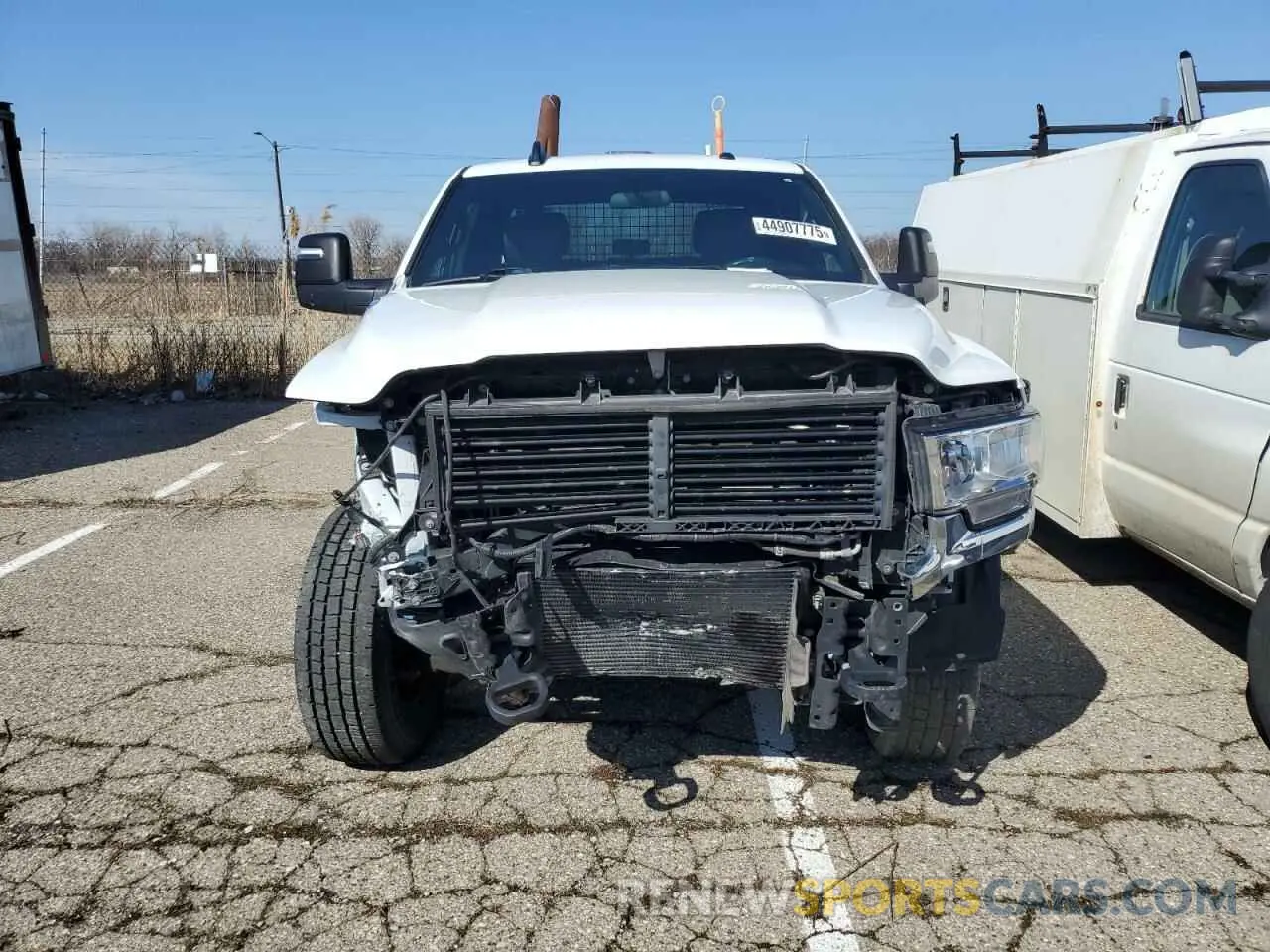 5 Photograph of a damaged car 3C63R3GL9PG545969 RAM 3500 2023