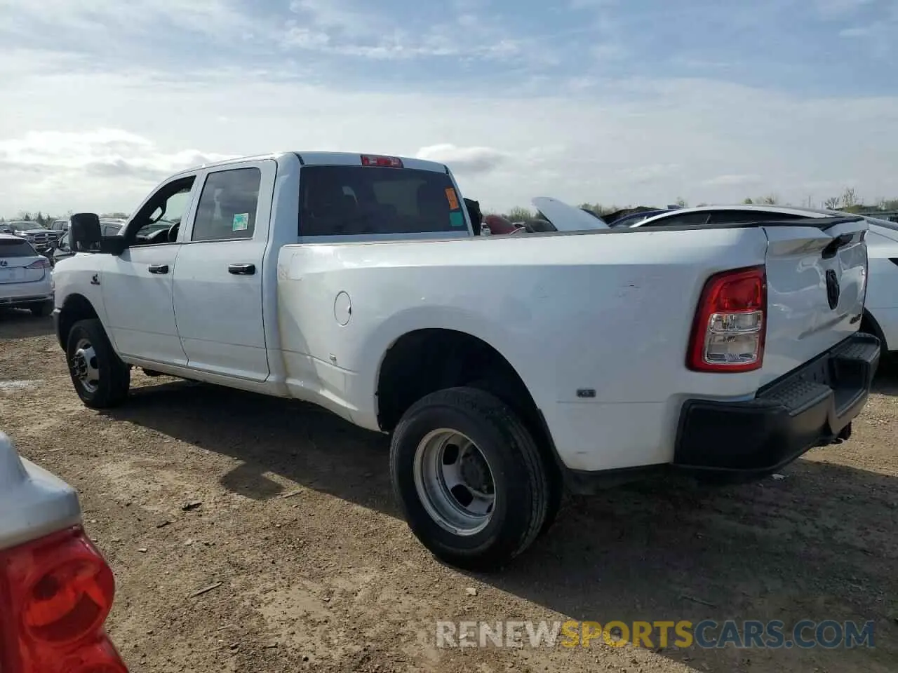 2 Фотография поврежденного автомобиля 3C63RRGL0PG548214 RAM 3500 2023