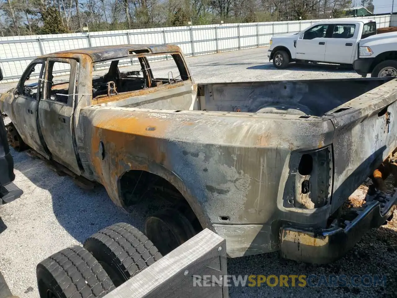 2 Фотография поврежденного автомобиля 3C63RRGLXPG623758 RAM 3500 2023