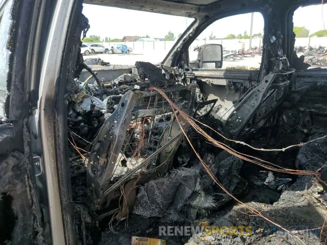 8 Фотография поврежденного автомобиля 3C63R3HL5RG149099 RAM 3500 2024